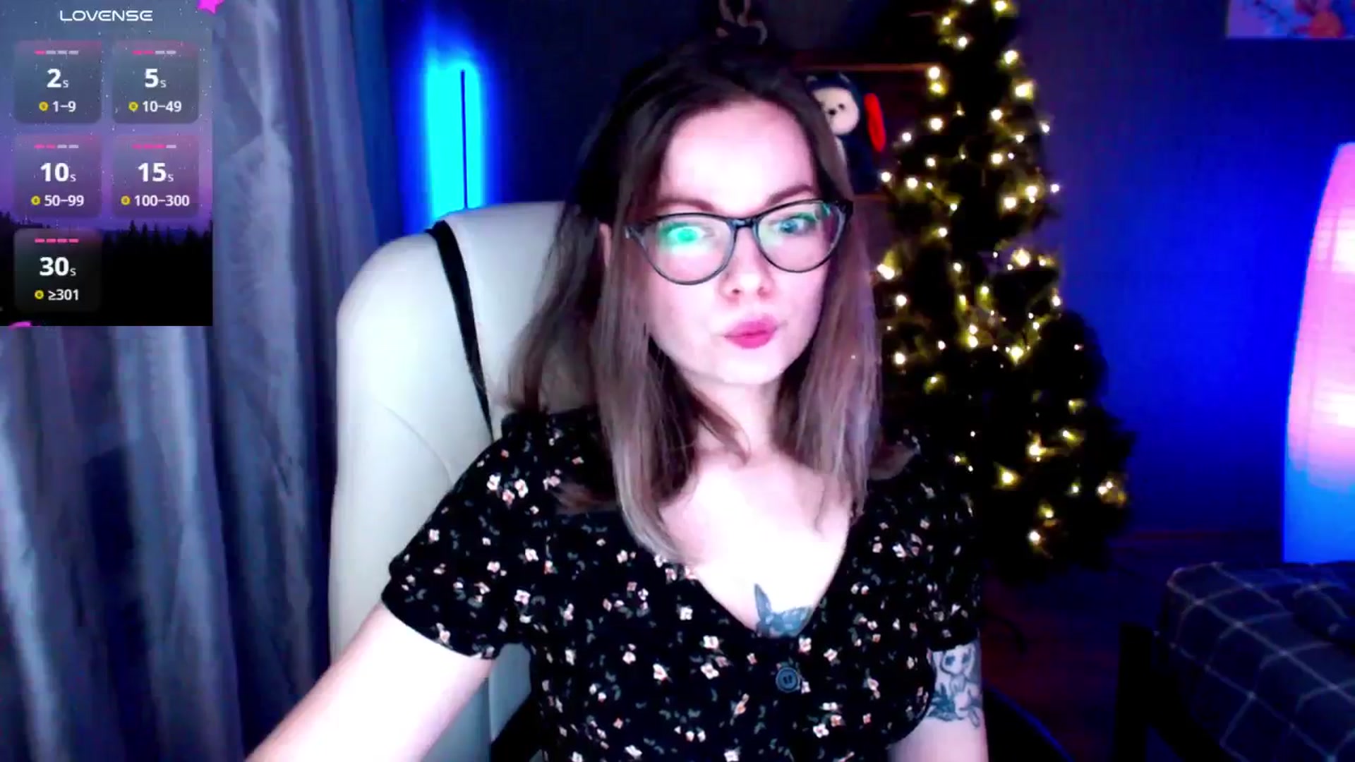 Gallery image thumbnail from MewTwo's myfreecams stream on, 01/22/2025, 24:01 image 5 of 20