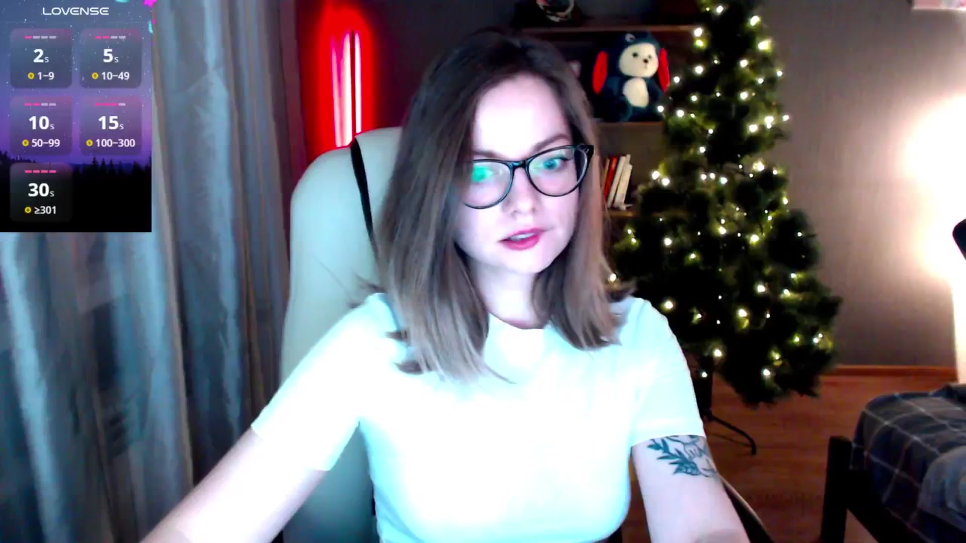 Gallery image thumbnail from MewTwo's myfreecams stream on, 01/22/2025, 23:41 image 16 of 20