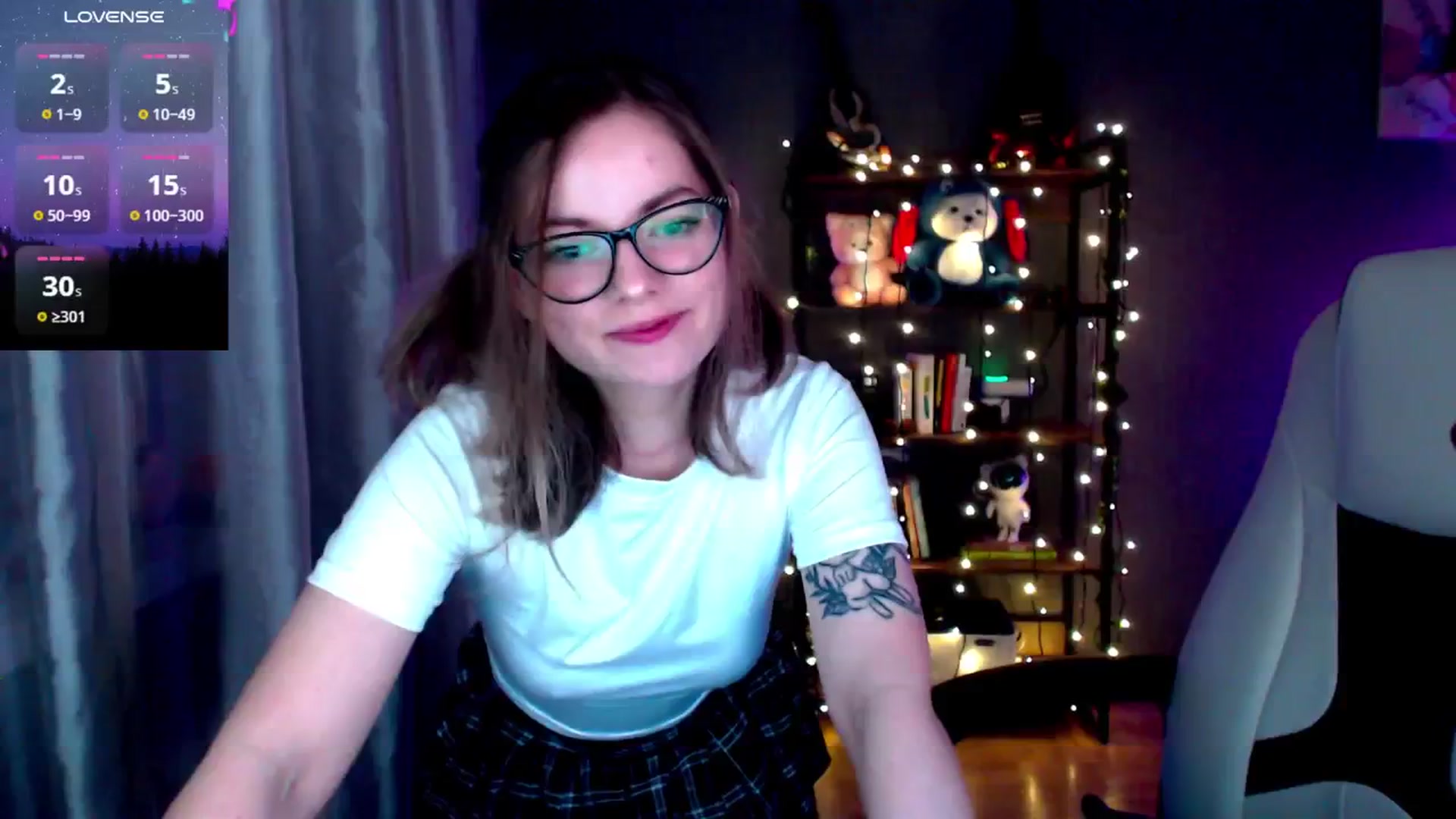 Gallery image thumbnail from MewTwo's myfreecams stream on, 01/29/2025, 02:44 image 10 of 20