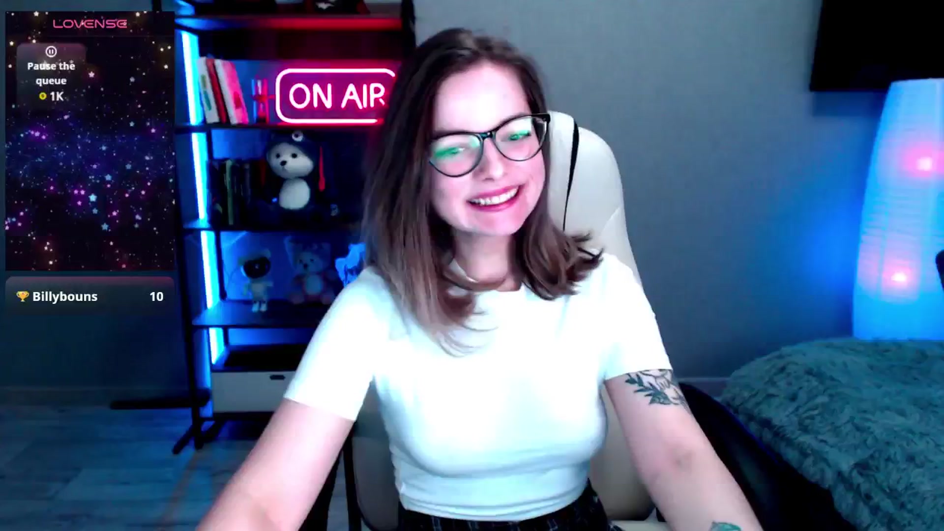 Gallery image thumbnail from MewTwo's myfreecams stream on, 02/10/2025, 15:20 image 1 of 20