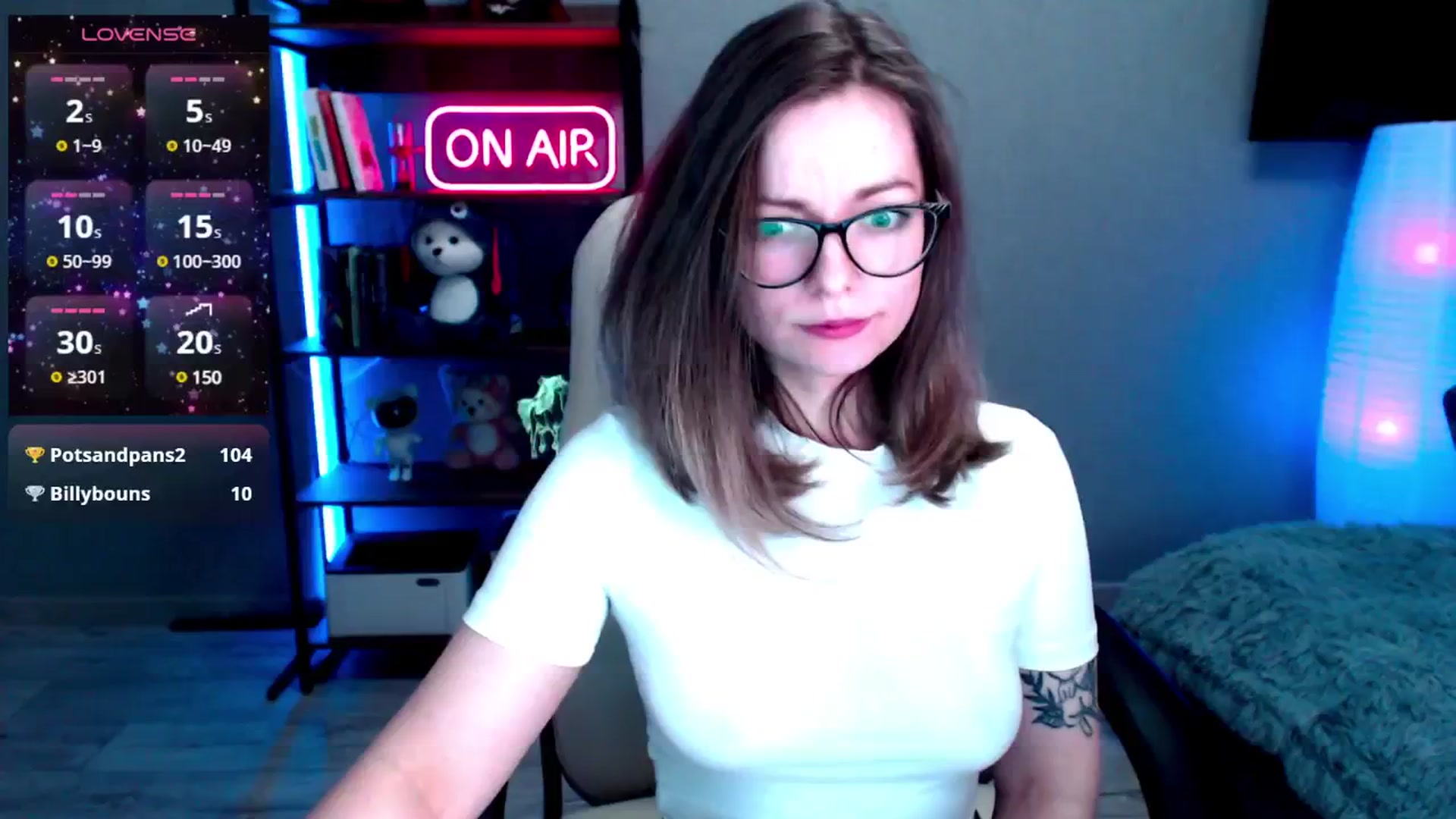 Gallery image thumbnail from MewTwo's myfreecams stream on, 02/10/2025, 15:20 image 14 of 20