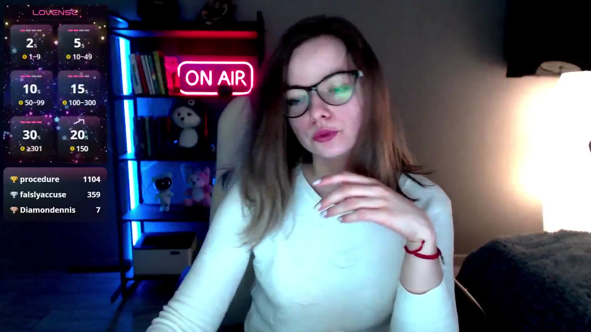 Gallery image thumbnail from MewTwo's myfreecams stream on, 02/14/2025, 08:32 image 3 of 20