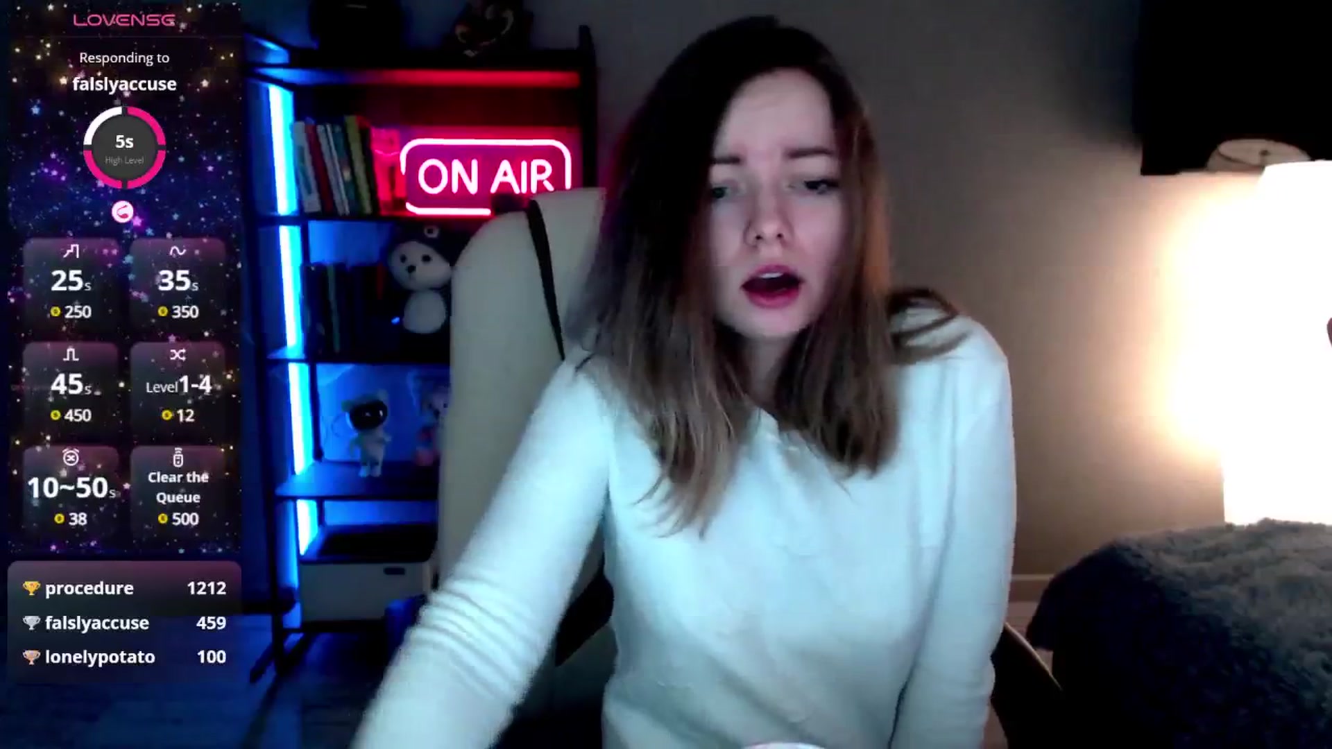 Gallery image thumbnail from MewTwo's myfreecams stream on, 02/14/2025, 08:32 image 12 of 20