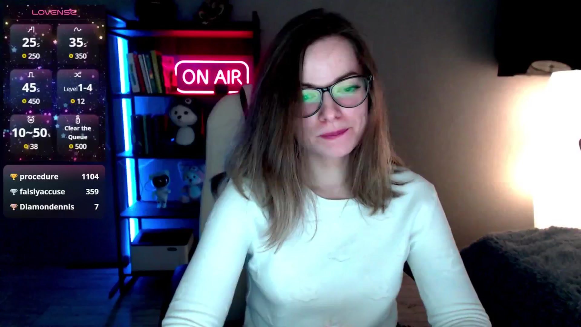 Gallery image thumbnail from MewTwo's myfreecams stream on, 02/14/2025, 08:32 image 4 of 20