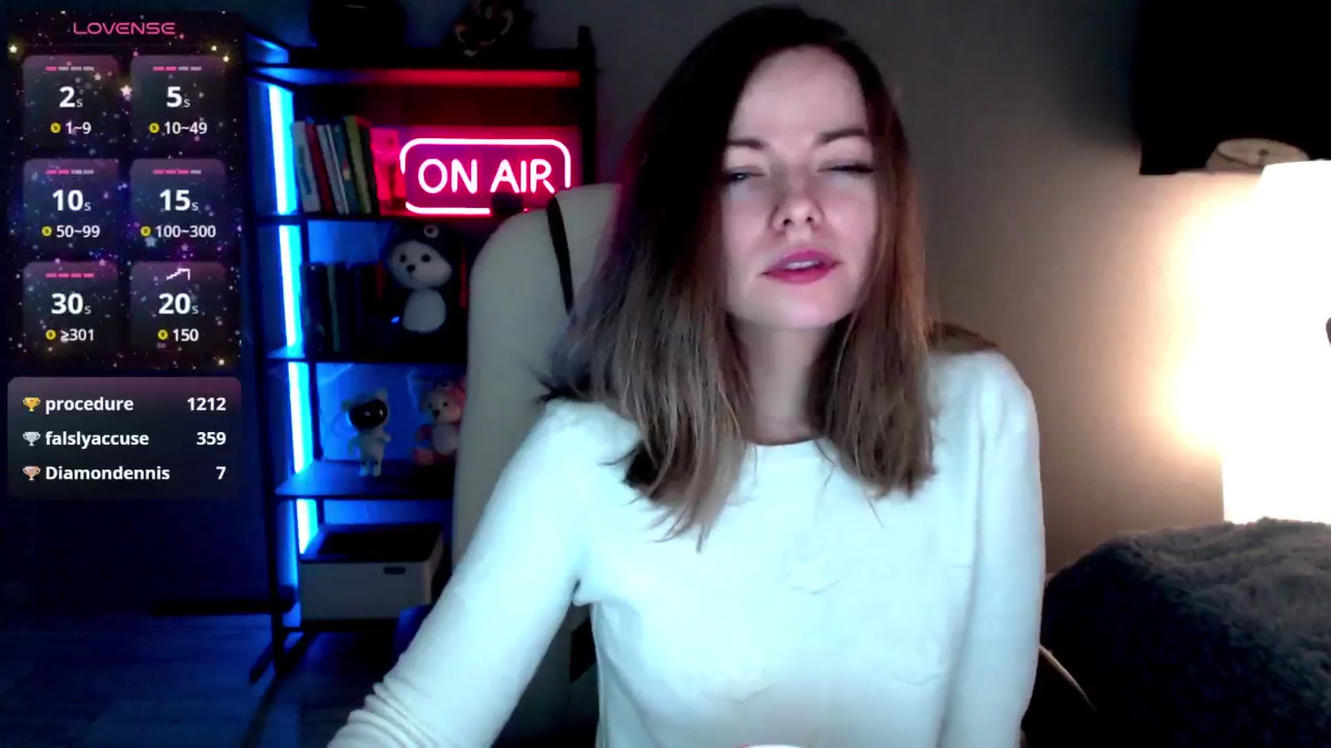 Gallery image thumbnail from MewTwo's myfreecams stream on, 02/14/2025, 08:32 image 11 of 20