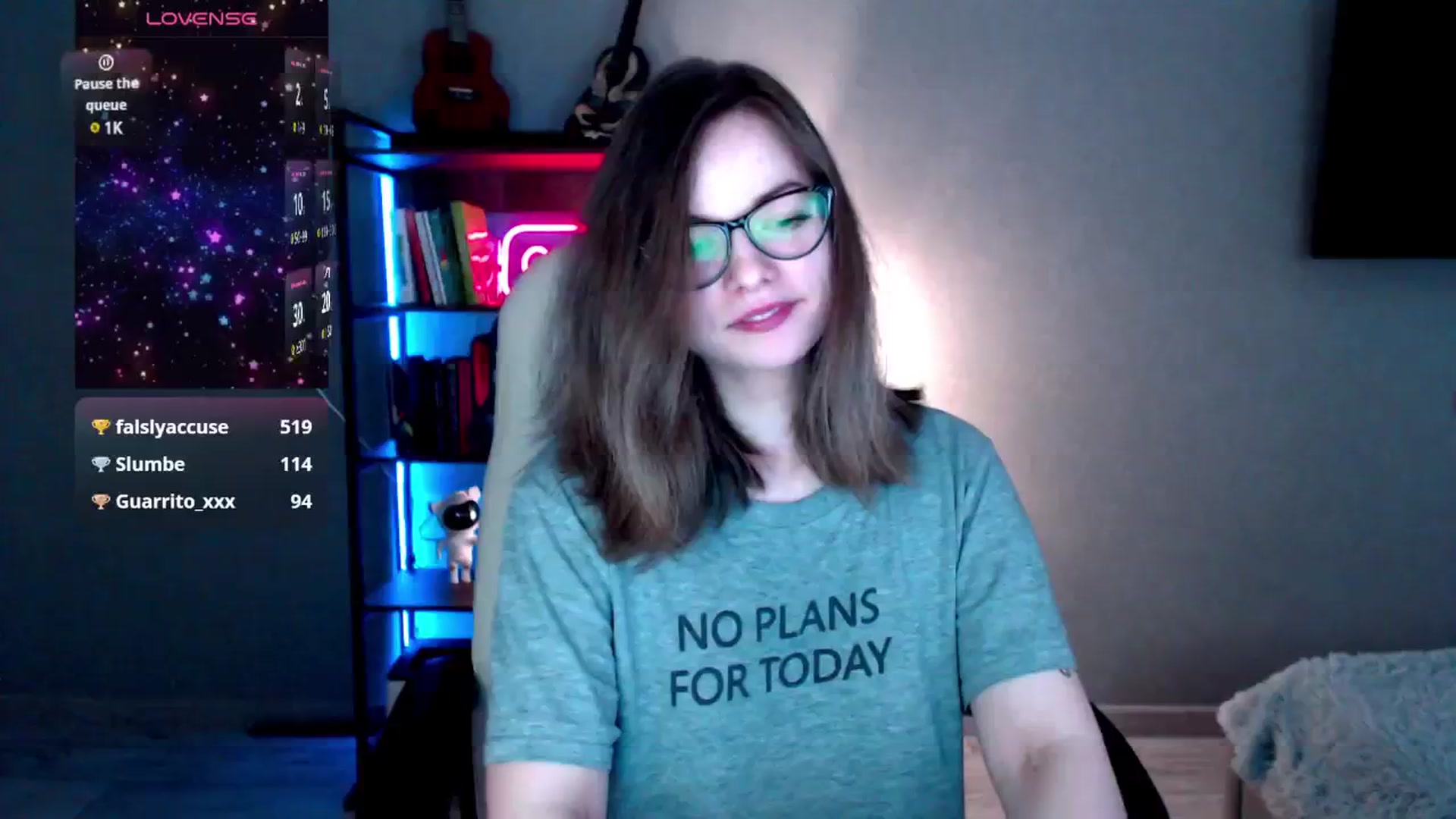 Gallery image thumbnail from MewTwo's myfreecams stream on, 02/19/2025, 08:14 image 7 of 20