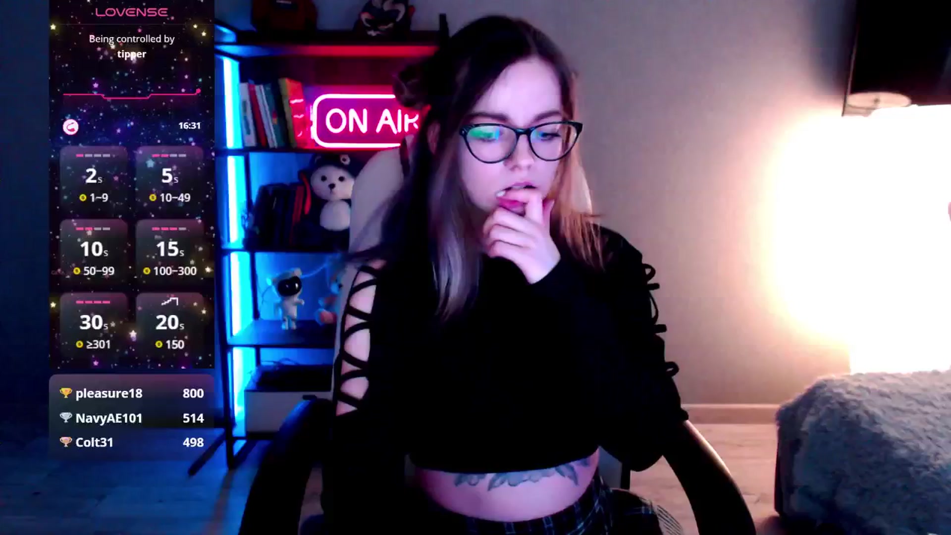 Gallery image thumbnail from MewTwo's myfreecams stream on, 02/20/2025, 07:47 image 3 of 20