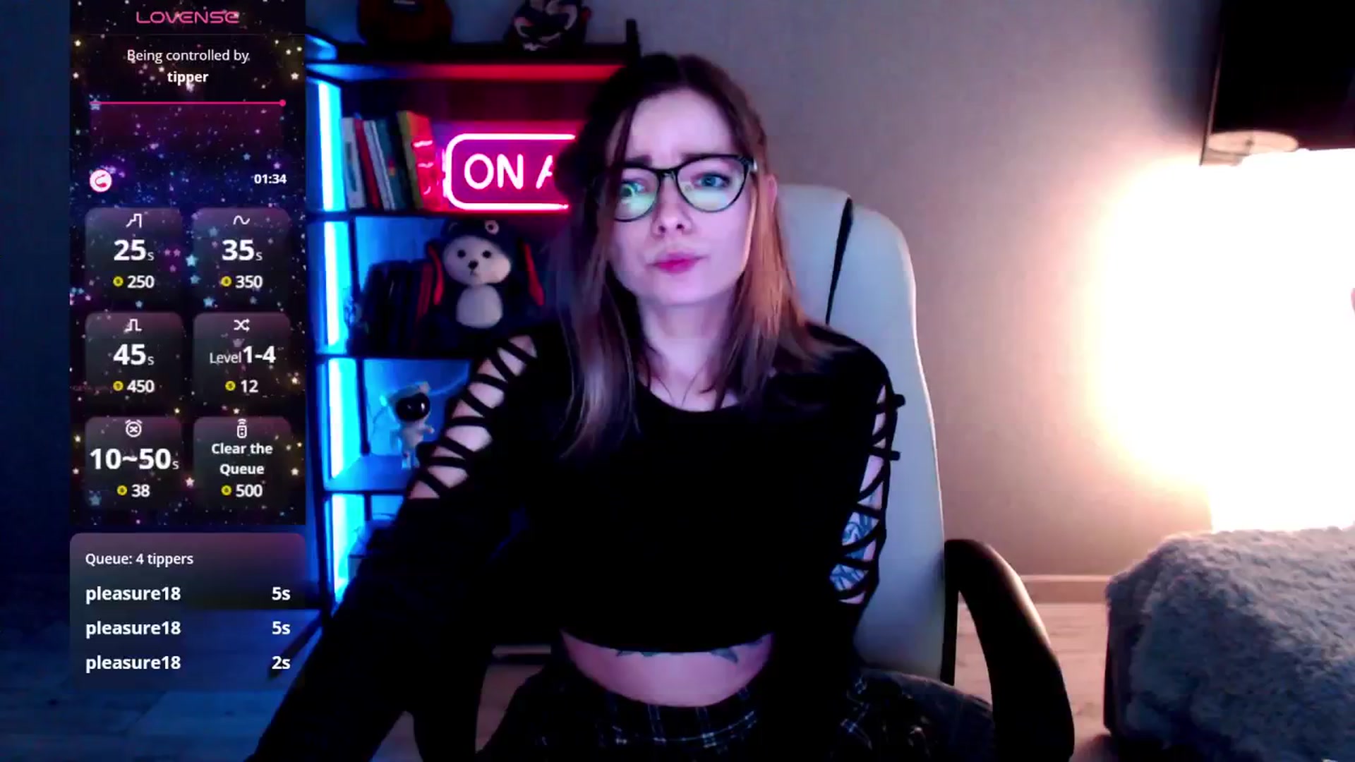 Gallery image thumbnail from MewTwo's myfreecams stream on, 02/20/2025, 07:47 image 16 of 20