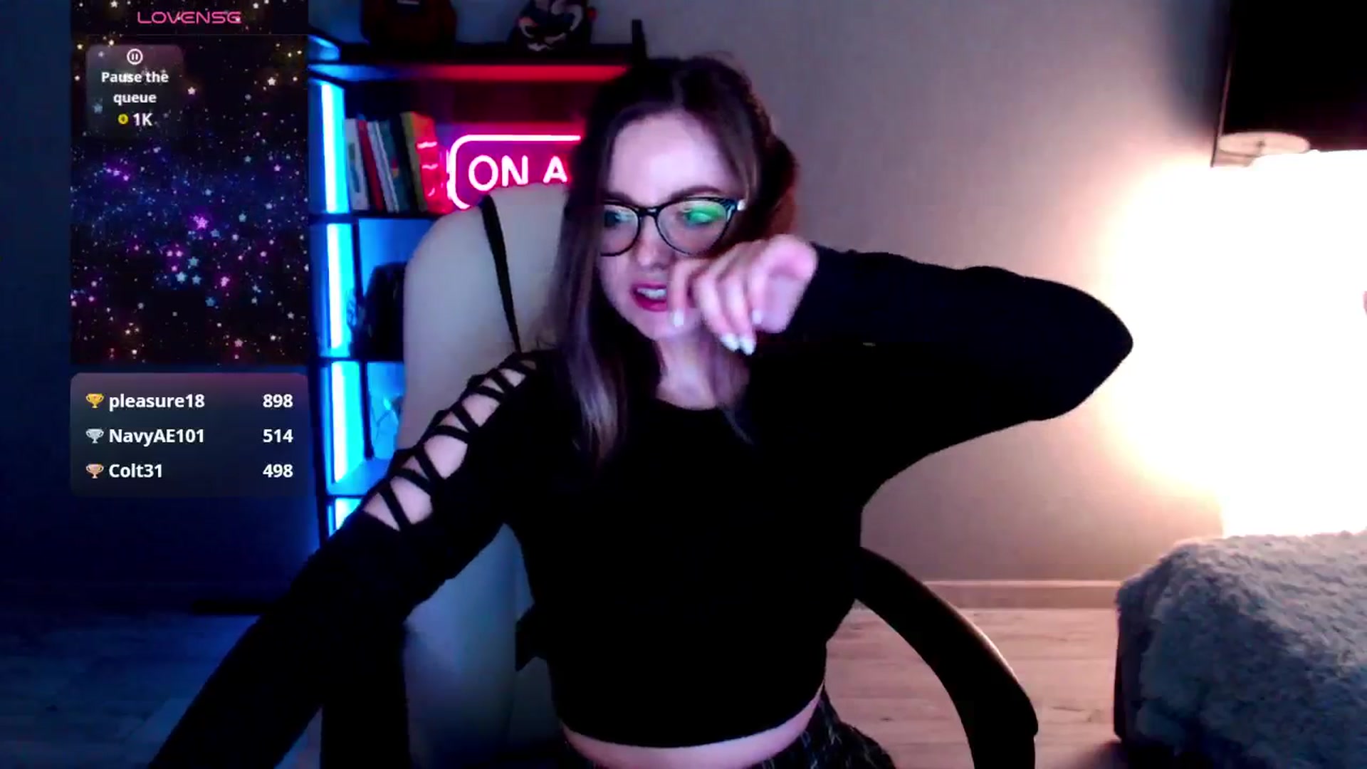 Gallery image thumbnail from MewTwo's myfreecams stream on, 02/20/2025, 08:33 image 18 of 20