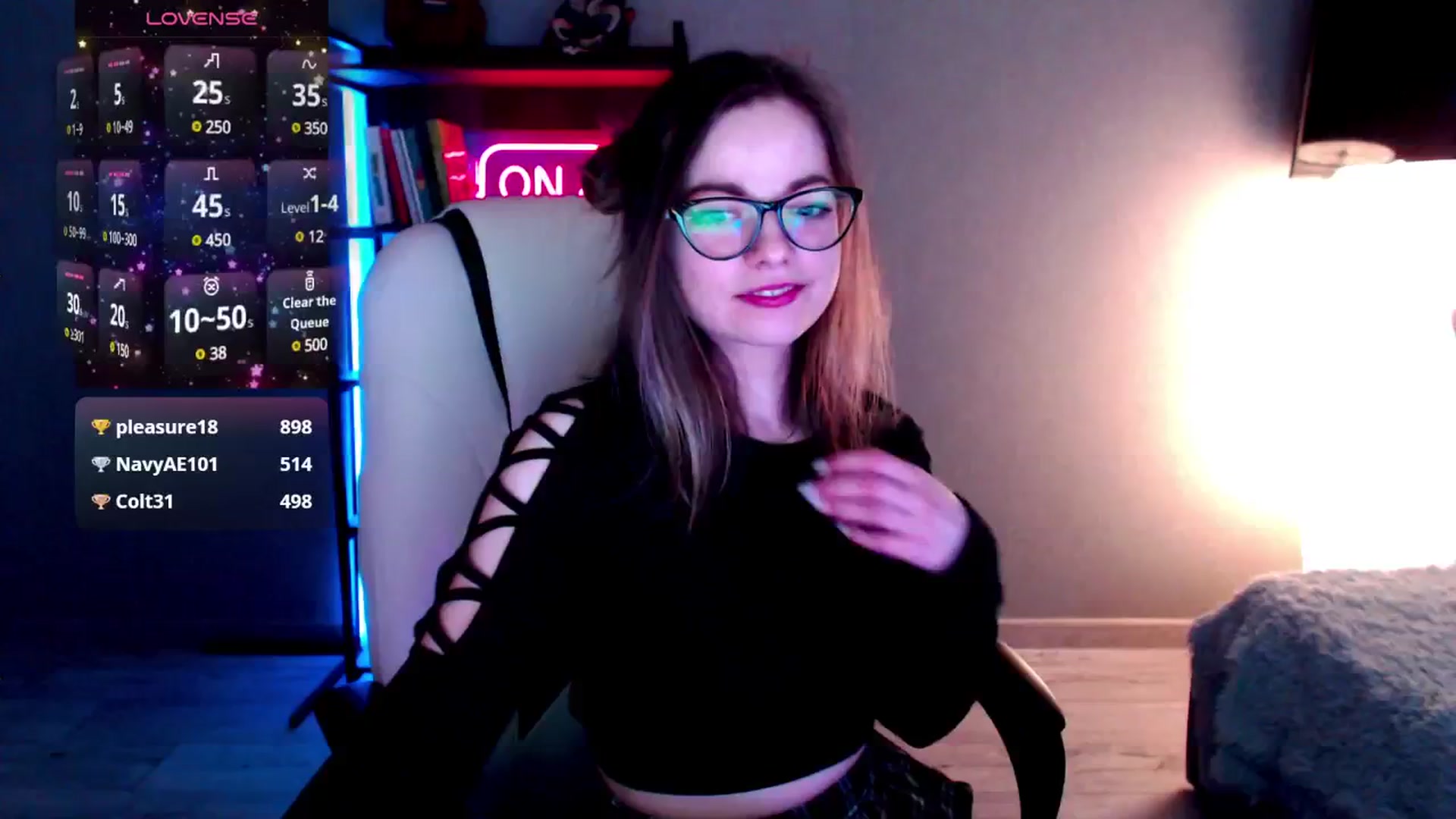 Gallery image thumbnail from MewTwo's myfreecams stream on, 02/20/2025, 08:33 image 7 of 20