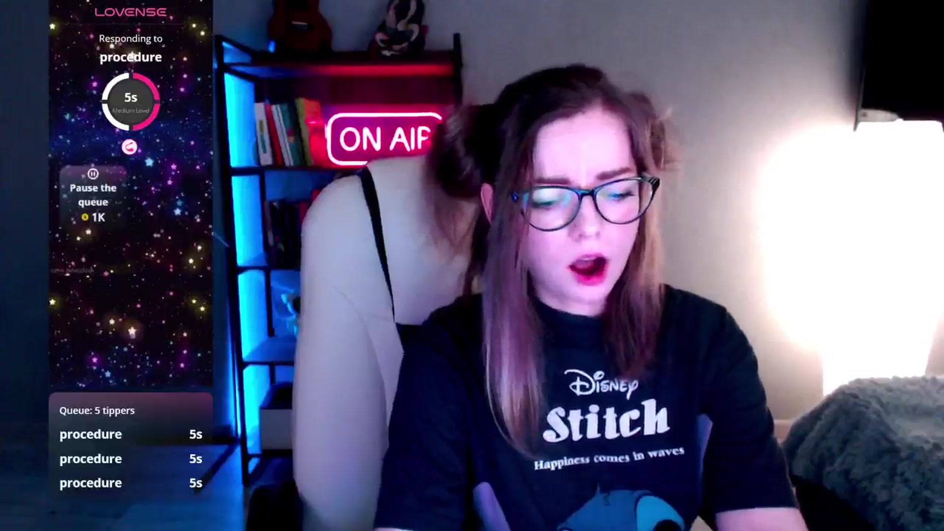 Gallery image thumbnail from MewTwo's myfreecams stream on, 02/22/2025, 20:42 image 15 of 20