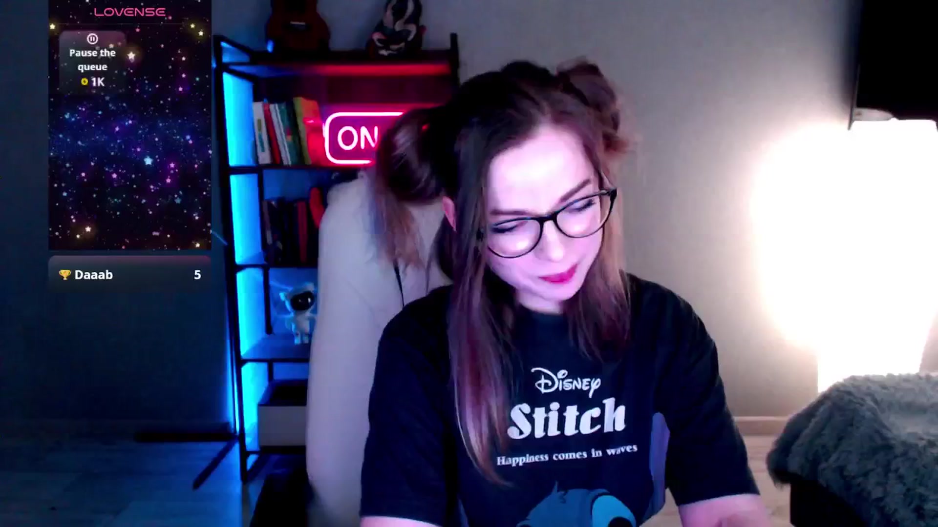 Gallery image thumbnail from MewTwo's myfreecams stream on, 02/22/2025, 20:42 image 1 of 20