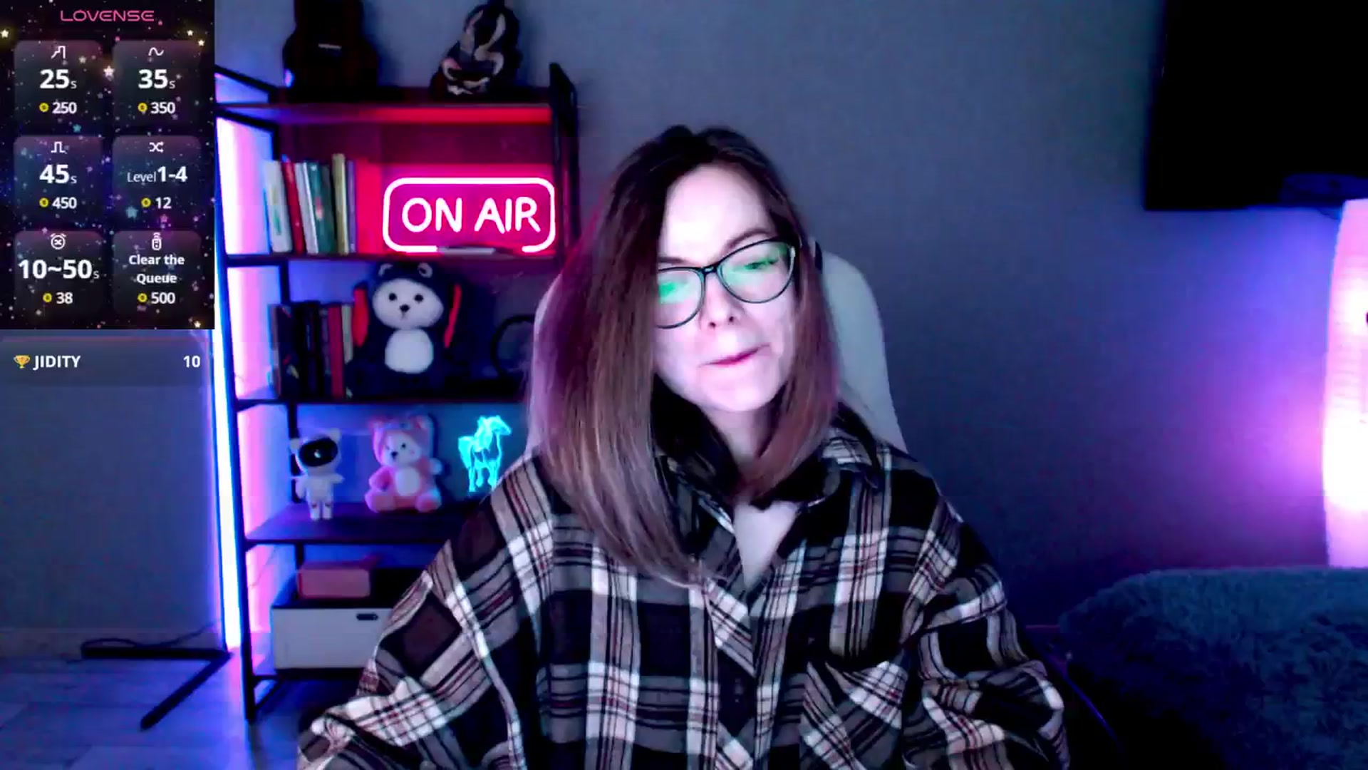 Gallery image thumbnail from MewTwo's myfreecams stream on, 02/26/2025, 08:43 image 14 of 20