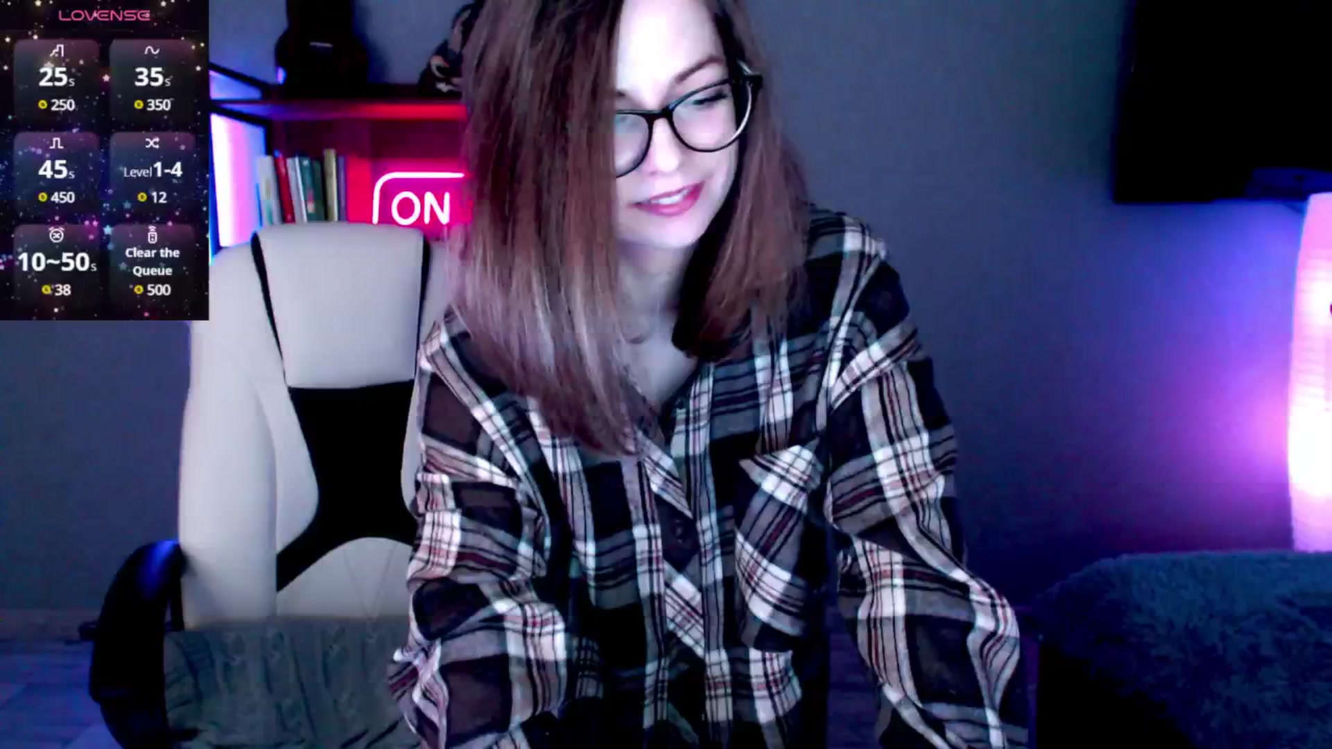 Gallery image thumbnail from MewTwo's myfreecams stream on, 02/26/2025, 08:43 image 1 of 20