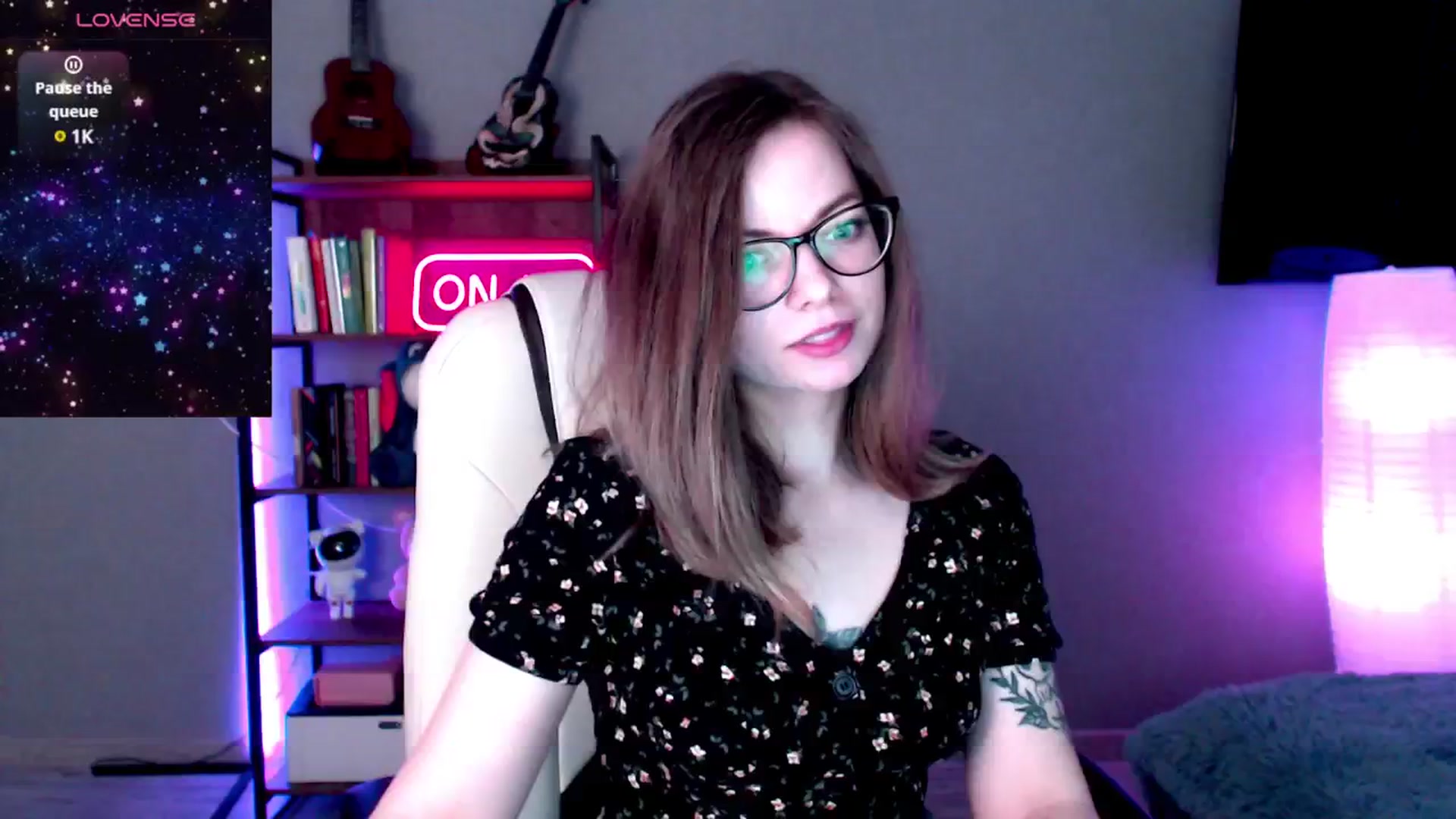 Gallery image thumbnail from MewTwo's myfreecams stream on, 02/27/2025, 09:21 image 2 of 20