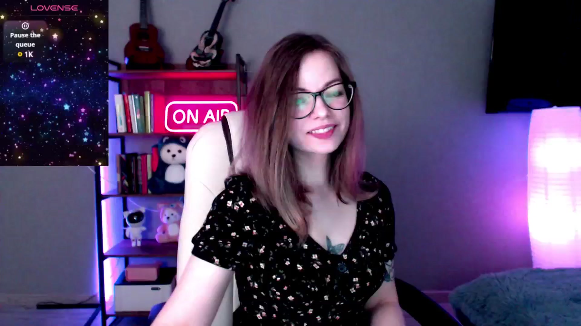 Gallery image thumbnail from MewTwo's myfreecams stream on, 02/27/2025, 09:21 image 12 of 20
