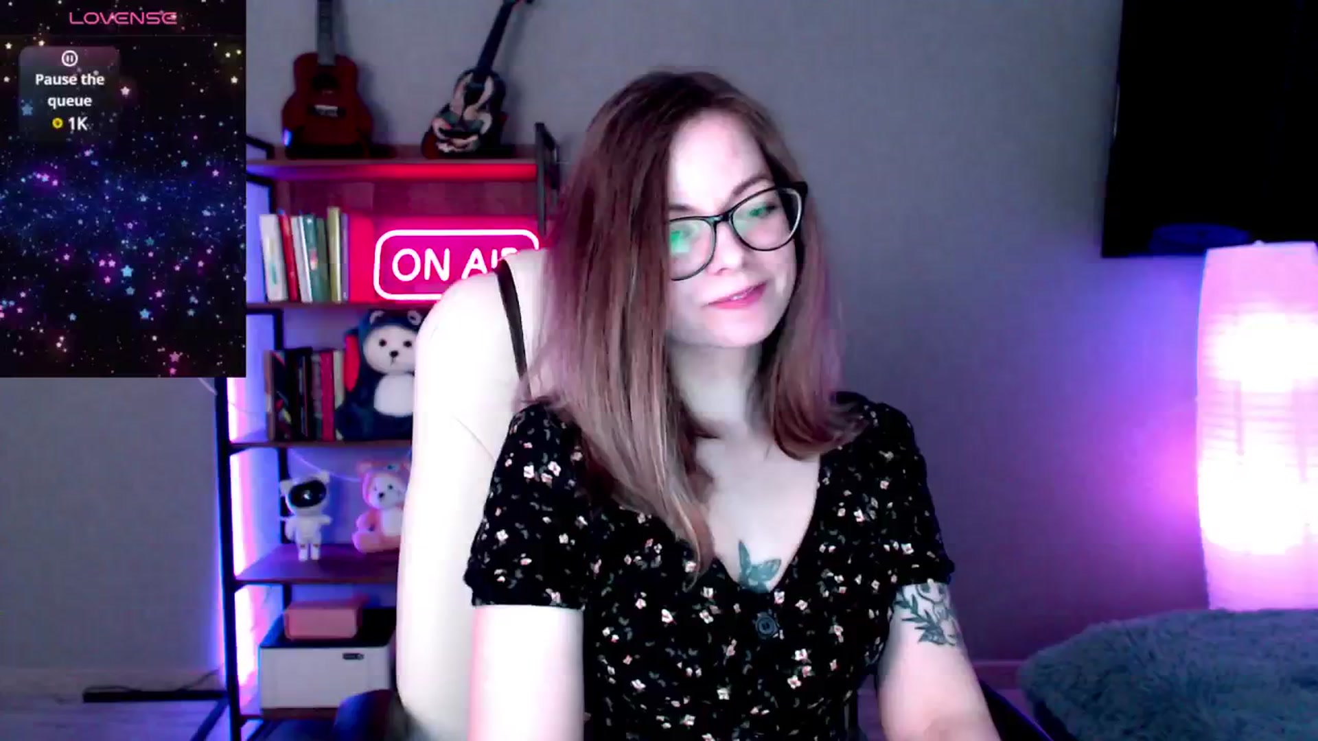 Gallery image thumbnail from MewTwo's myfreecams stream on, 02/27/2025, 09:21 image 8 of 20