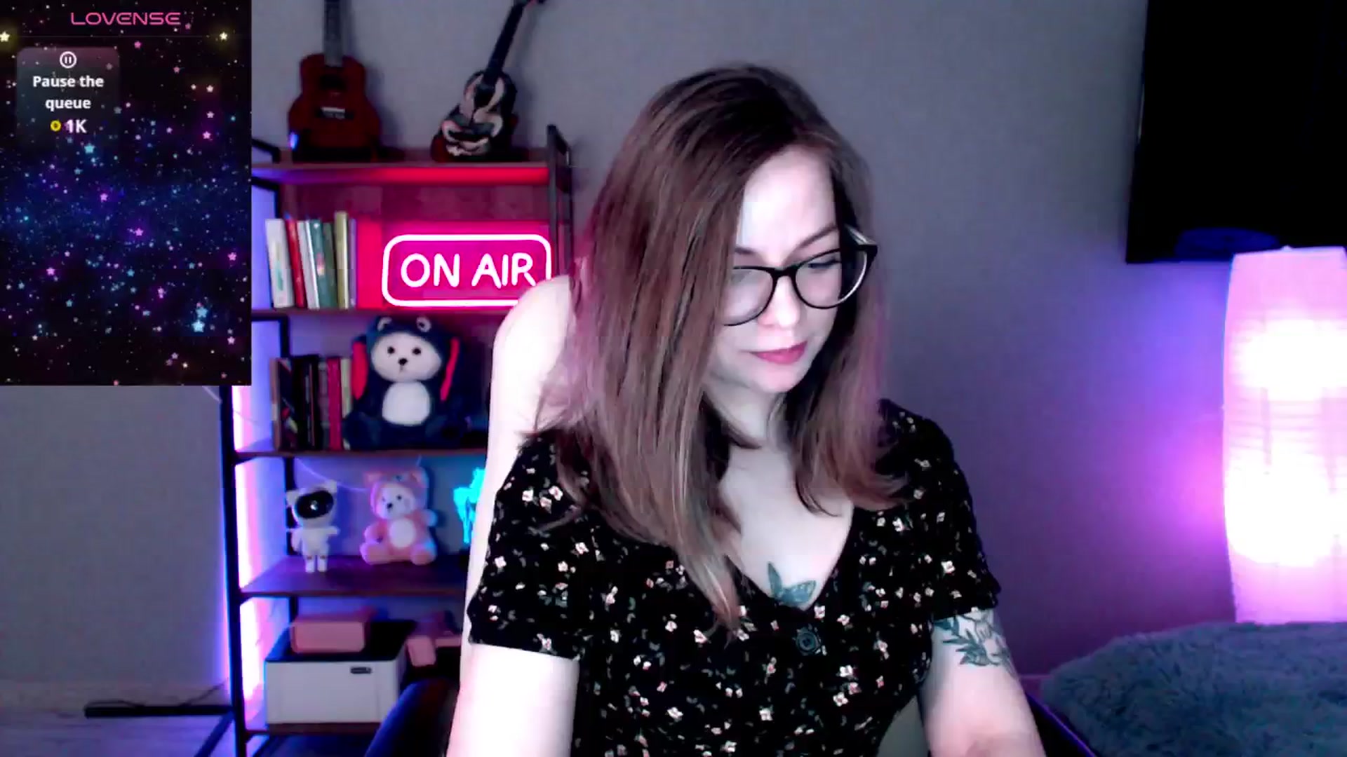 Gallery image thumbnail from MewTwo's myfreecams stream on, 02/27/2025, 09:21 image 5 of 20