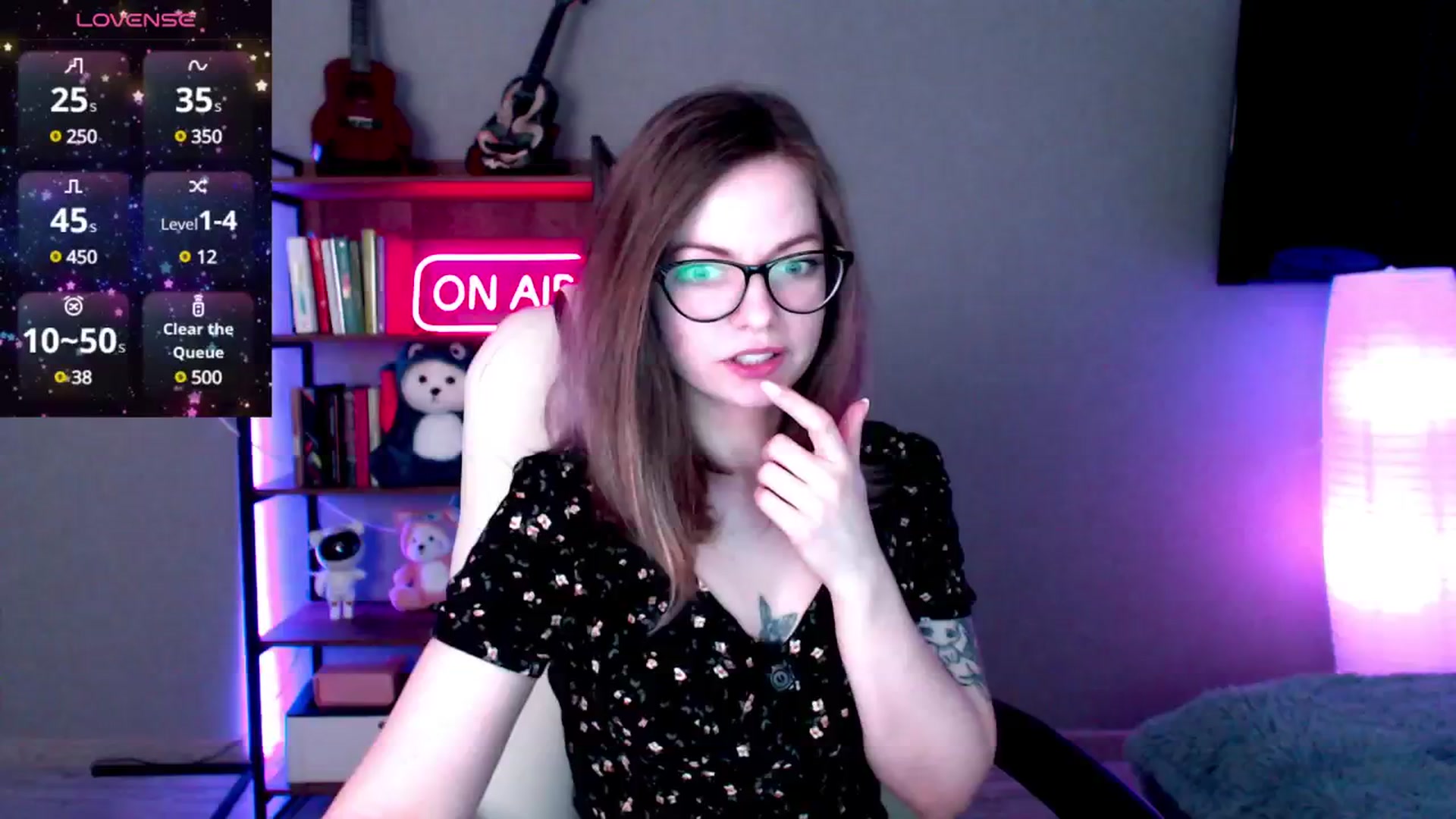 Gallery image thumbnail from MewTwo's myfreecams stream on, 02/27/2025, 09:21 image 7 of 20