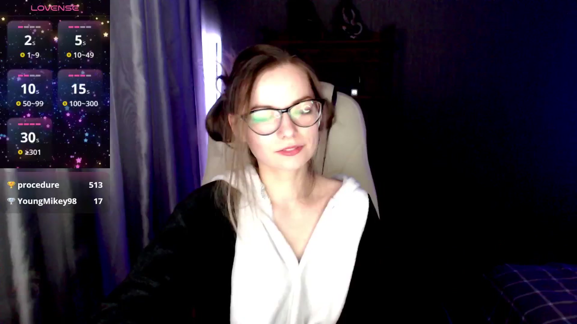 Gallery image thumbnail from MewTwo's myfreecams stream on, 04/29/2025, 20:25 image 6 of 20