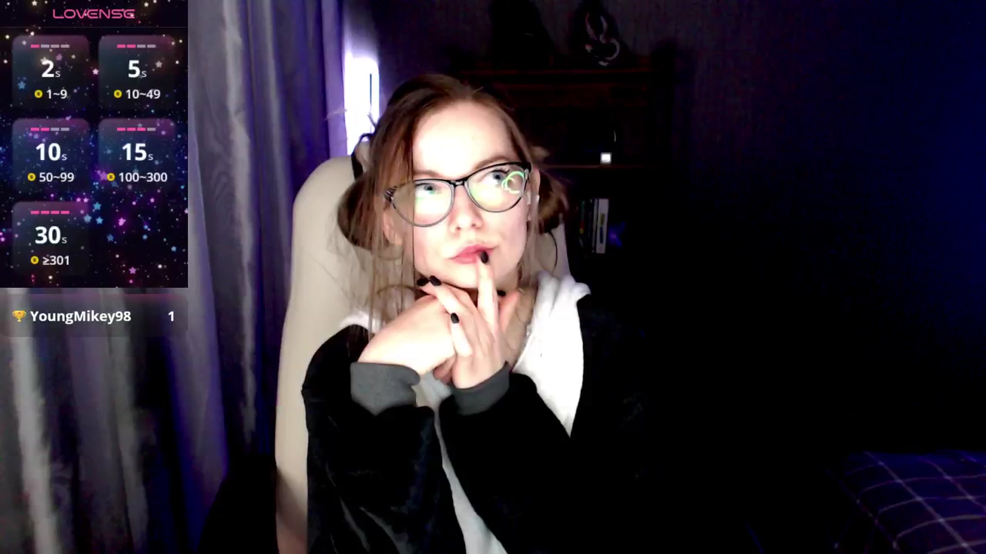 Gallery image thumbnail from MewTwo's myfreecams stream on, 04/29/2025, 20:25 image 1 of 20