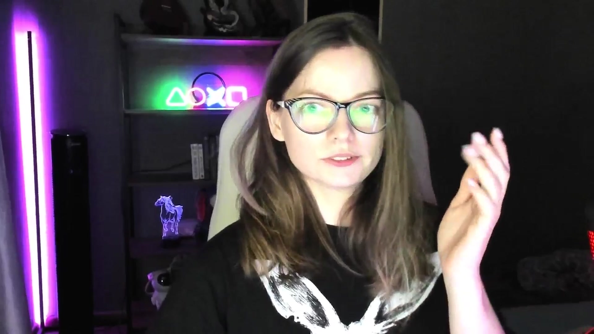 Gallery image thumbnail from MewTwo's myfreecams stream on, 05/24/2025, 23:06 image 18 of 20