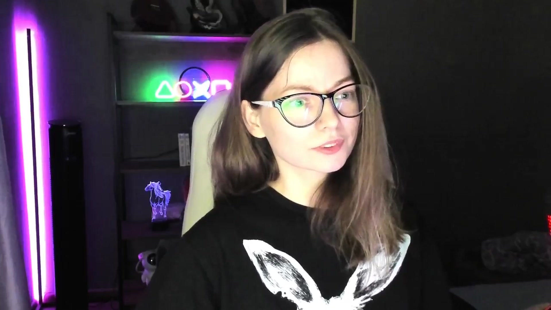 Gallery image thumbnail from MewTwo's myfreecams stream on, 05/24/2025, 23:06 image 13 of 20