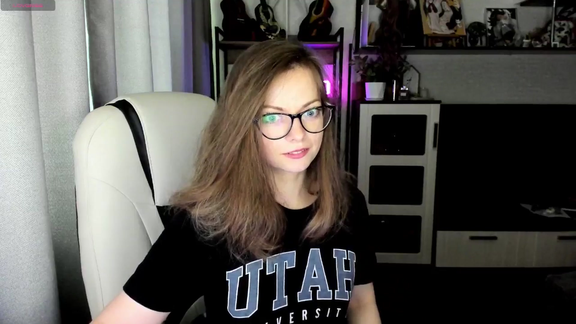 Gallery image thumbnail from MewTwo's myfreecams stream on, 07/02/2025, 09:48 image 4 of 20