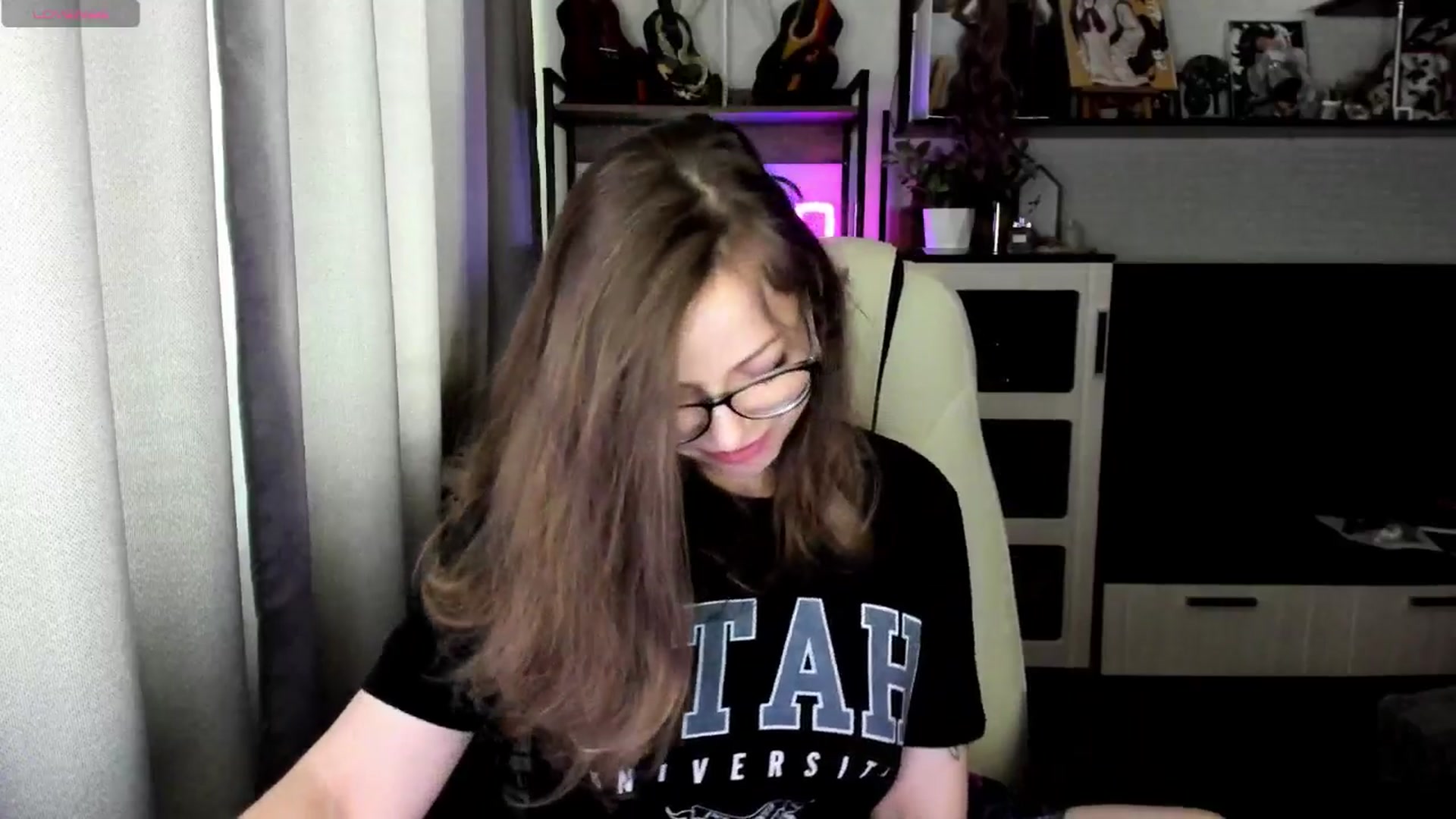 Gallery image thumbnail from MewTwo's myfreecams stream on, 07/02/2025, 09:48 image 15 of 20