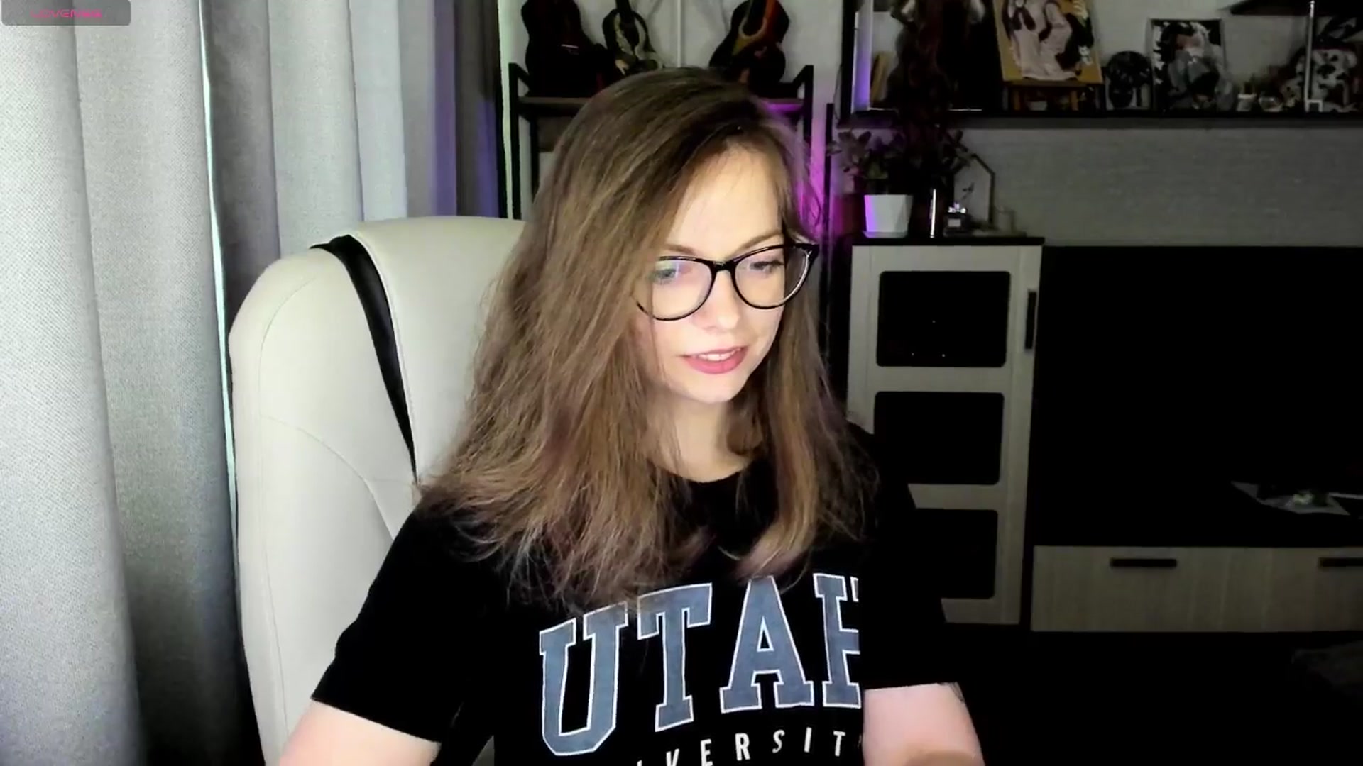 Gallery image thumbnail from MewTwo's myfreecams stream on, 07/02/2025, 09:48 image 5 of 20