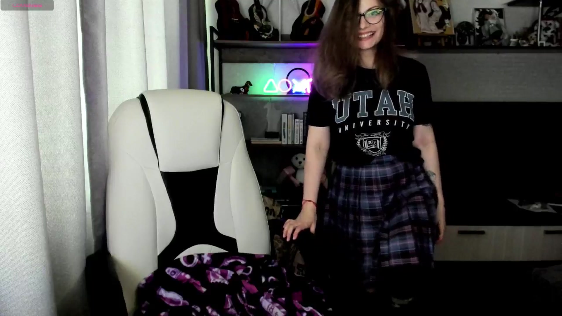 Gallery image thumbnail from MewTwo's myfreecams stream on, 07/02/2025, 09:48 image 13 of 20