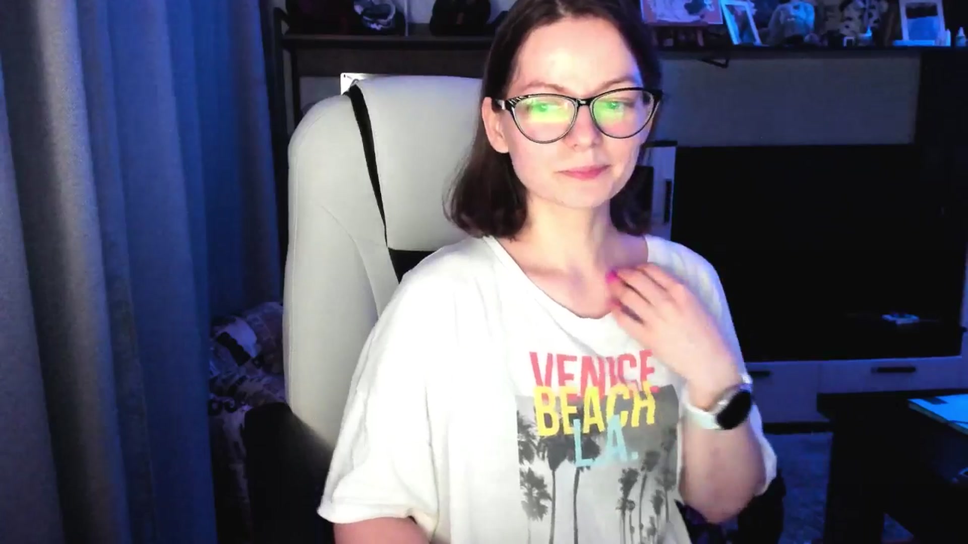 Gallery image thumbnail from MewTwo's myfreecams stream on, 08/12/2025, 22:26 image 19 of 20