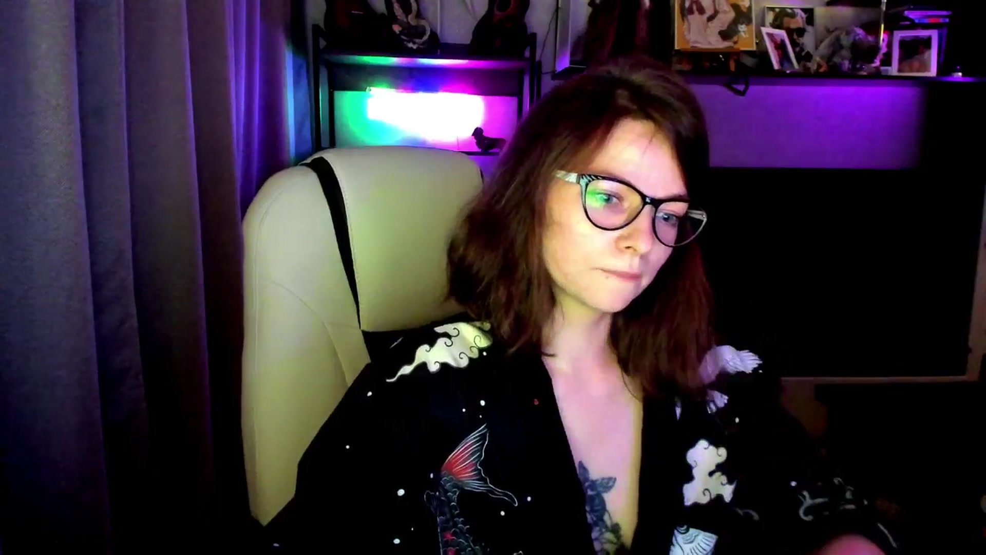 Gallery image thumbnail from MewTwo's myfreecams stream on, 09/23/2025, 19:32 image 17 of 20