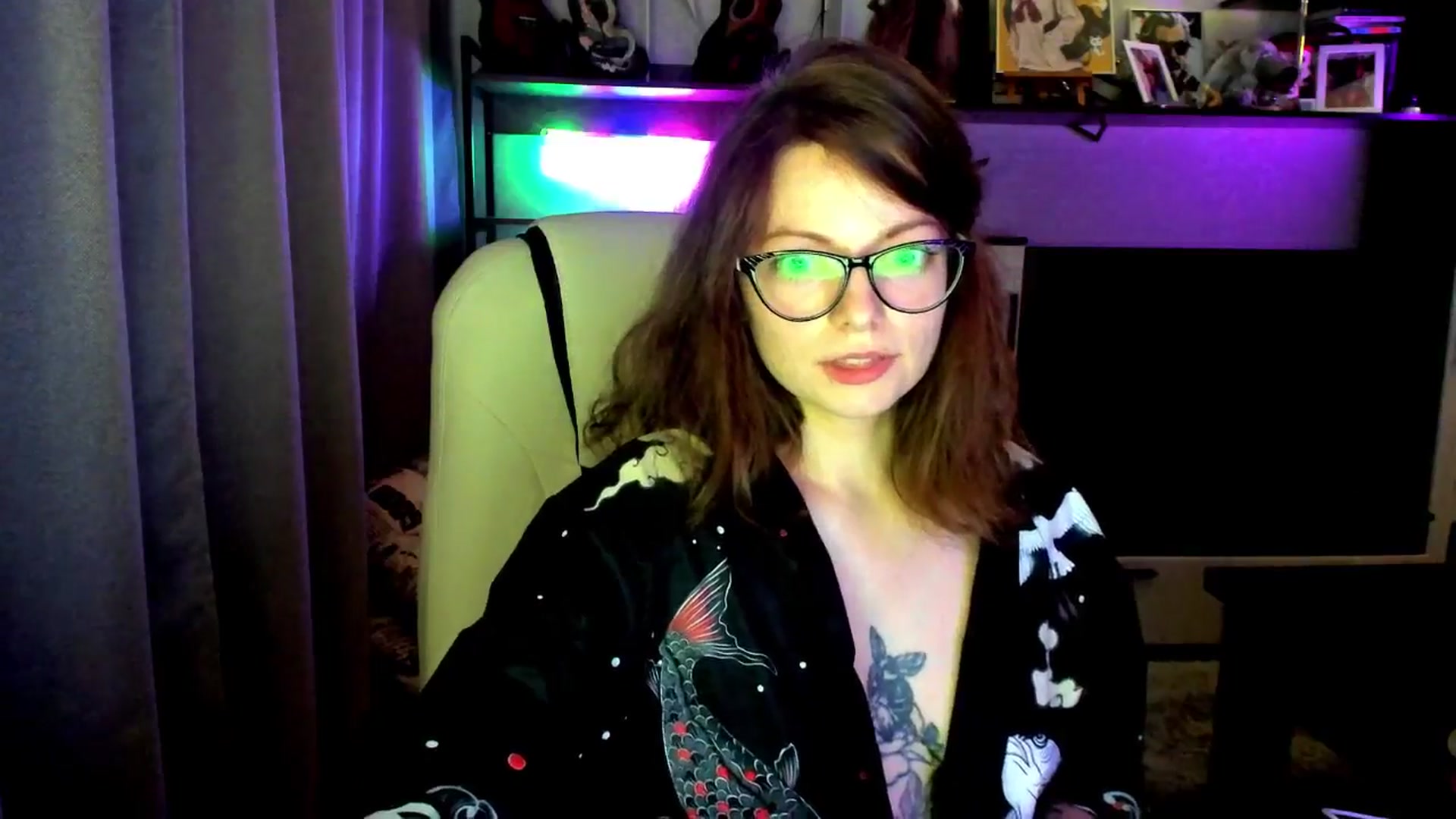 Gallery image thumbnail from MewTwo's myfreecams stream on, 09/23/2025, 19:32 image 9 of 20