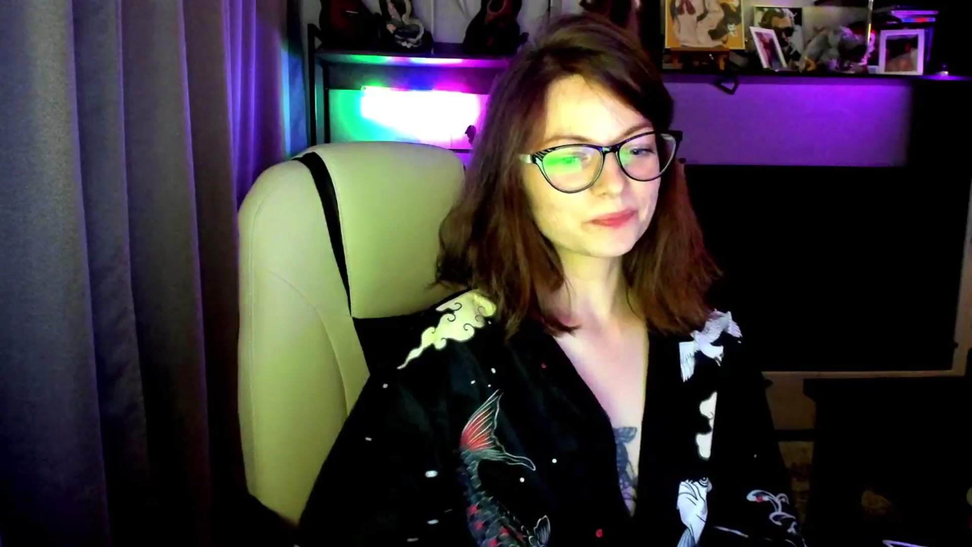 Gallery image thumbnail from MewTwo's myfreecams stream on, 09/23/2025, 19:32 image 8 of 20