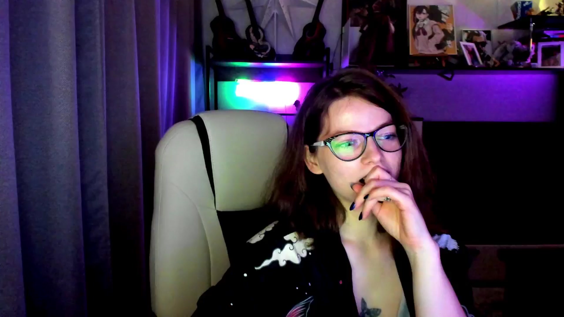 Gallery image thumbnail from MewTwo's myfreecams stream on, 09/23/2025, 20:18 image 20 of 20