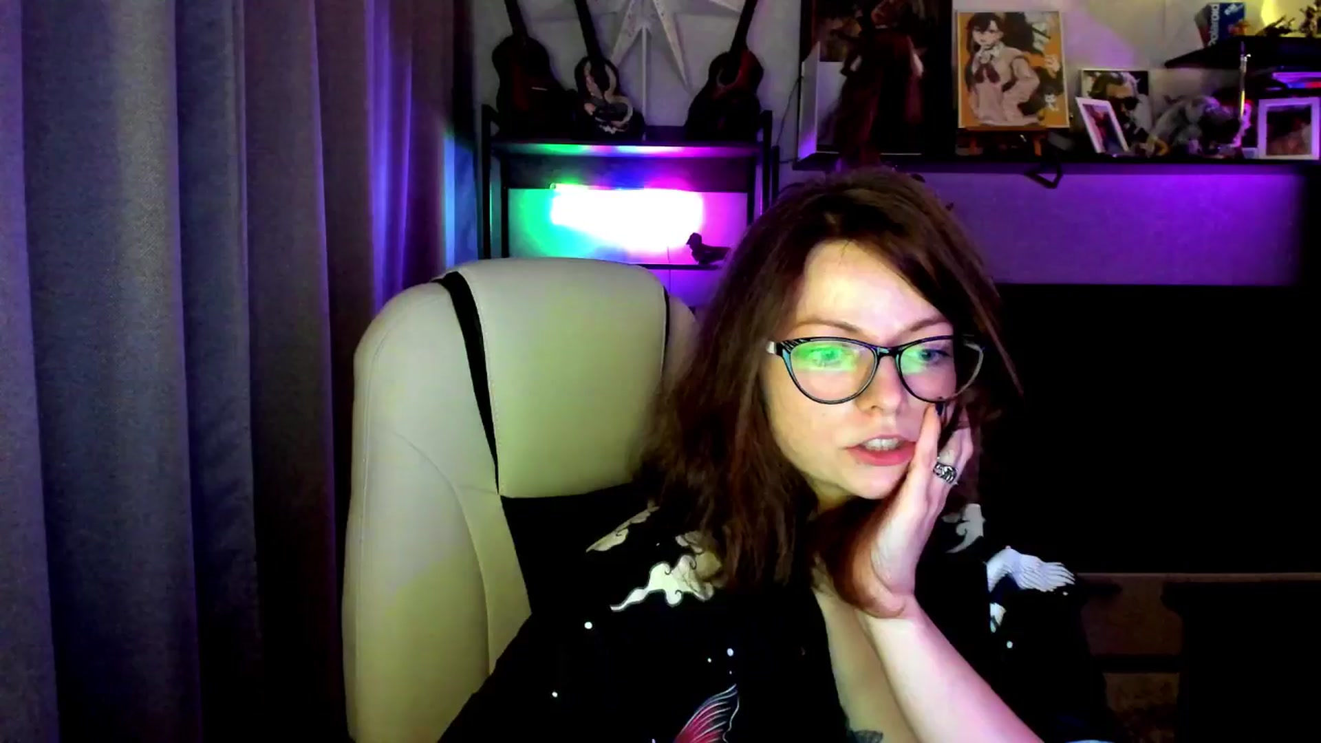 Gallery image thumbnail from MewTwo's myfreecams stream on, 09/23/2025, 20:18 image 8 of 20