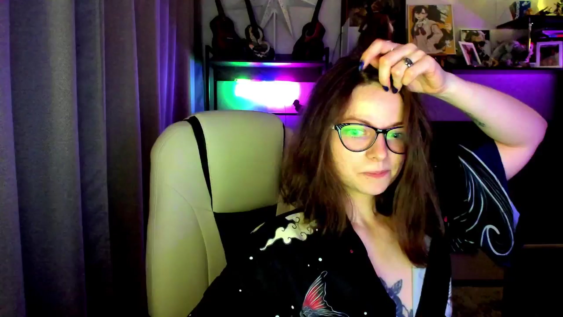 Gallery image thumbnail from MewTwo's myfreecams stream on, 09/23/2025, 20:18 image 16 of 20