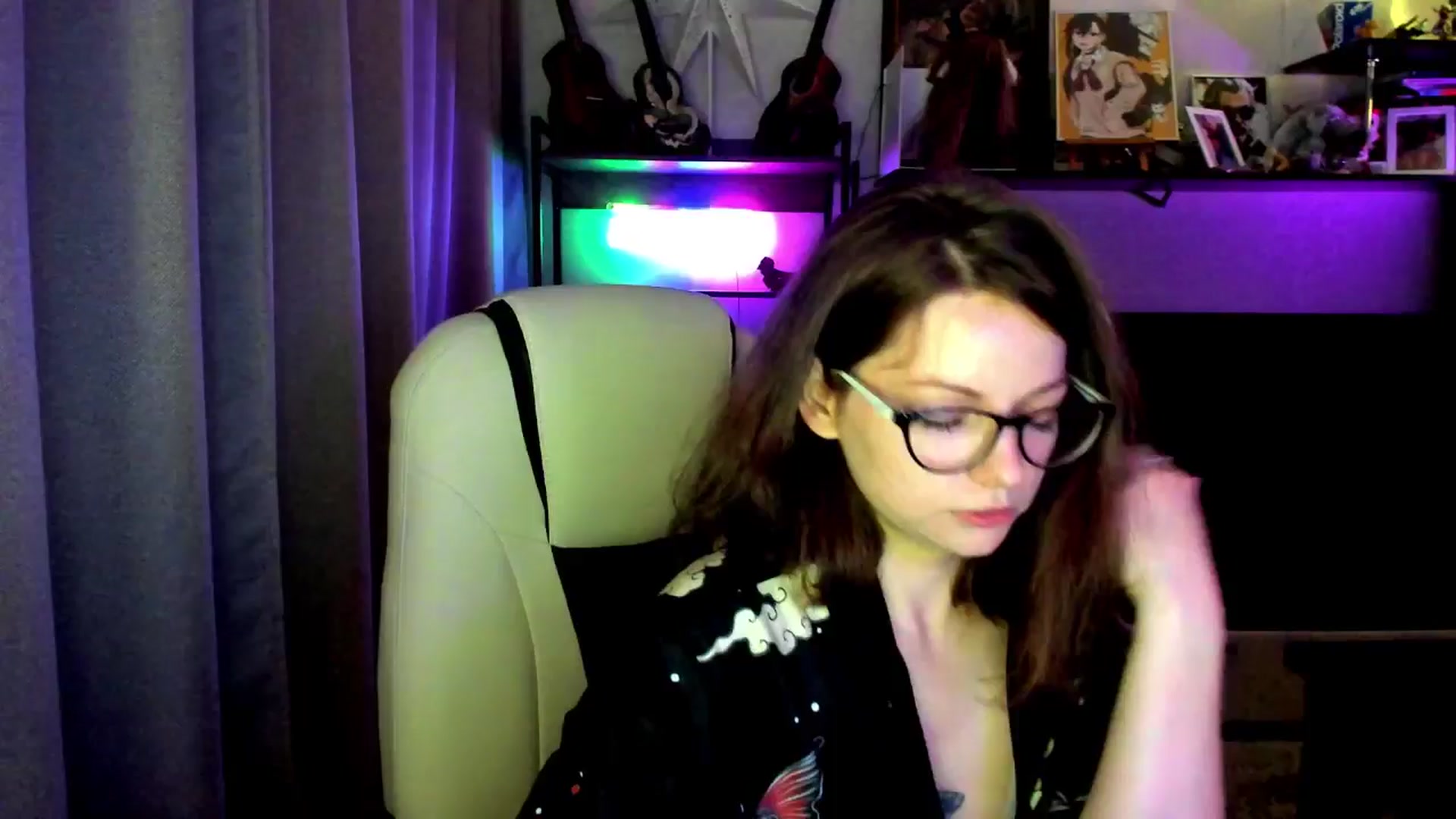 Gallery image thumbnail from MewTwo's myfreecams stream on, 09/23/2025, 20:18 image 18 of 20