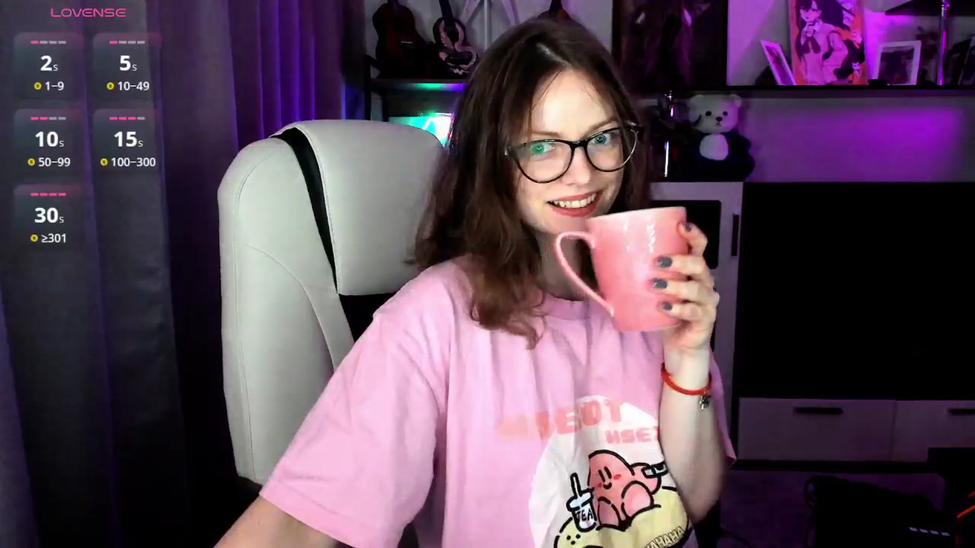 Gallery image thumbnail from MewTwo's myfreecams stream on, 10/06/2025, 01:56 image 15 of 20