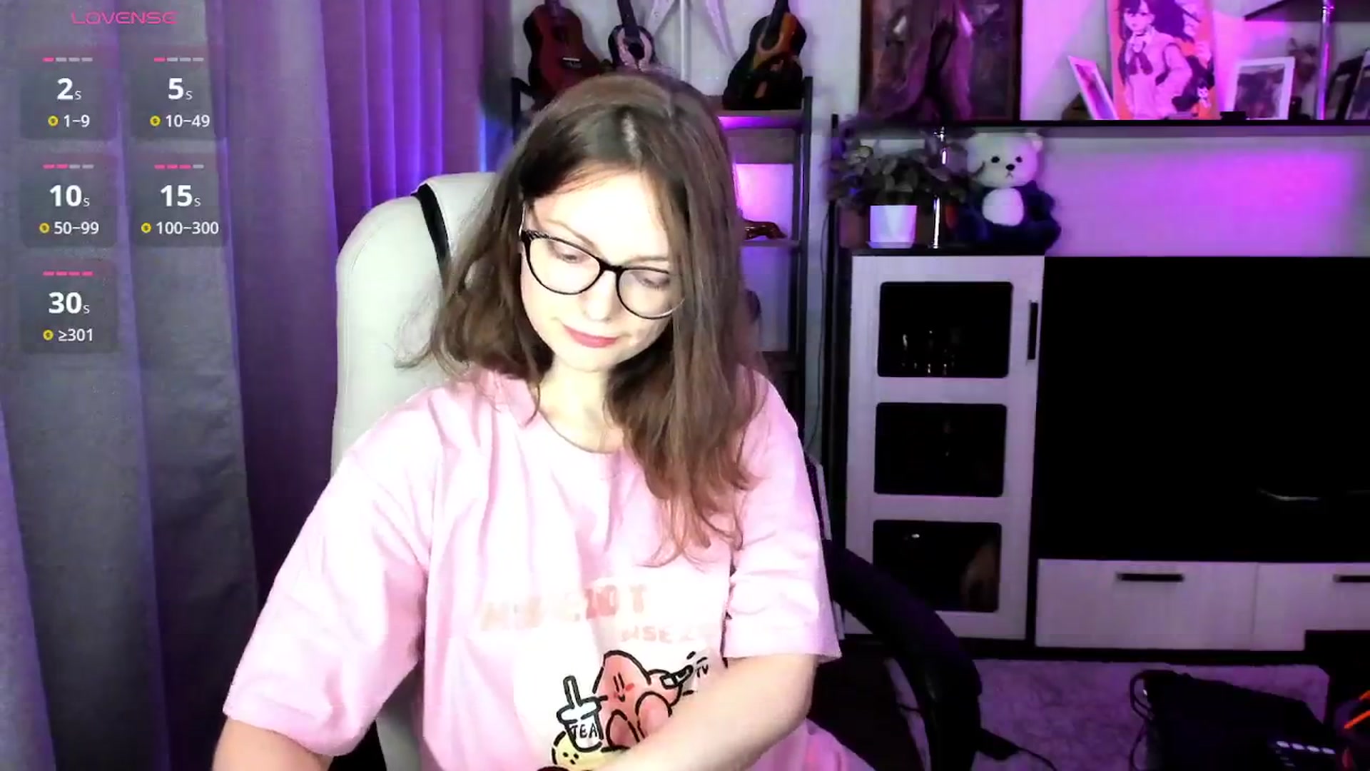 Gallery image thumbnail from MewTwo's myfreecams stream on, 10/06/2025, 01:56 image 17 of 20