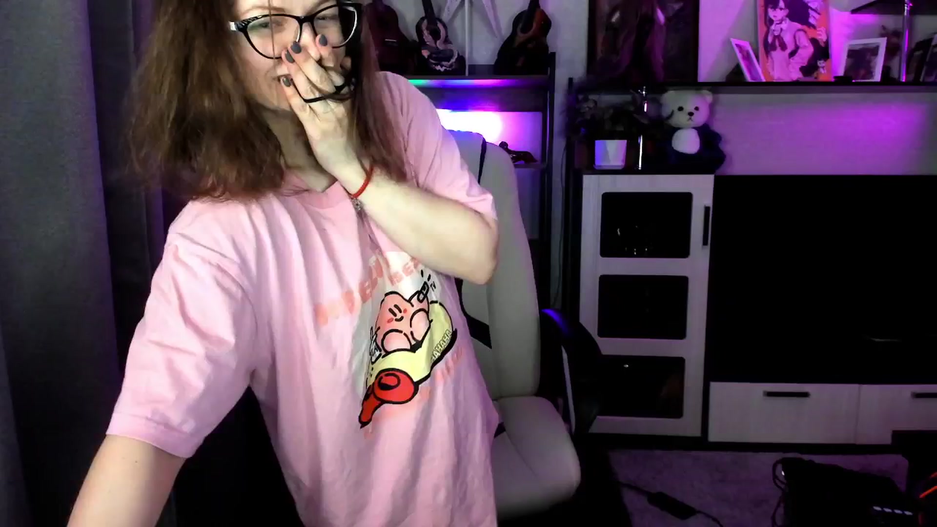Gallery image thumbnail from MewTwo's myfreecams stream on, 10/06/2025, 01:56 image 8 of 20