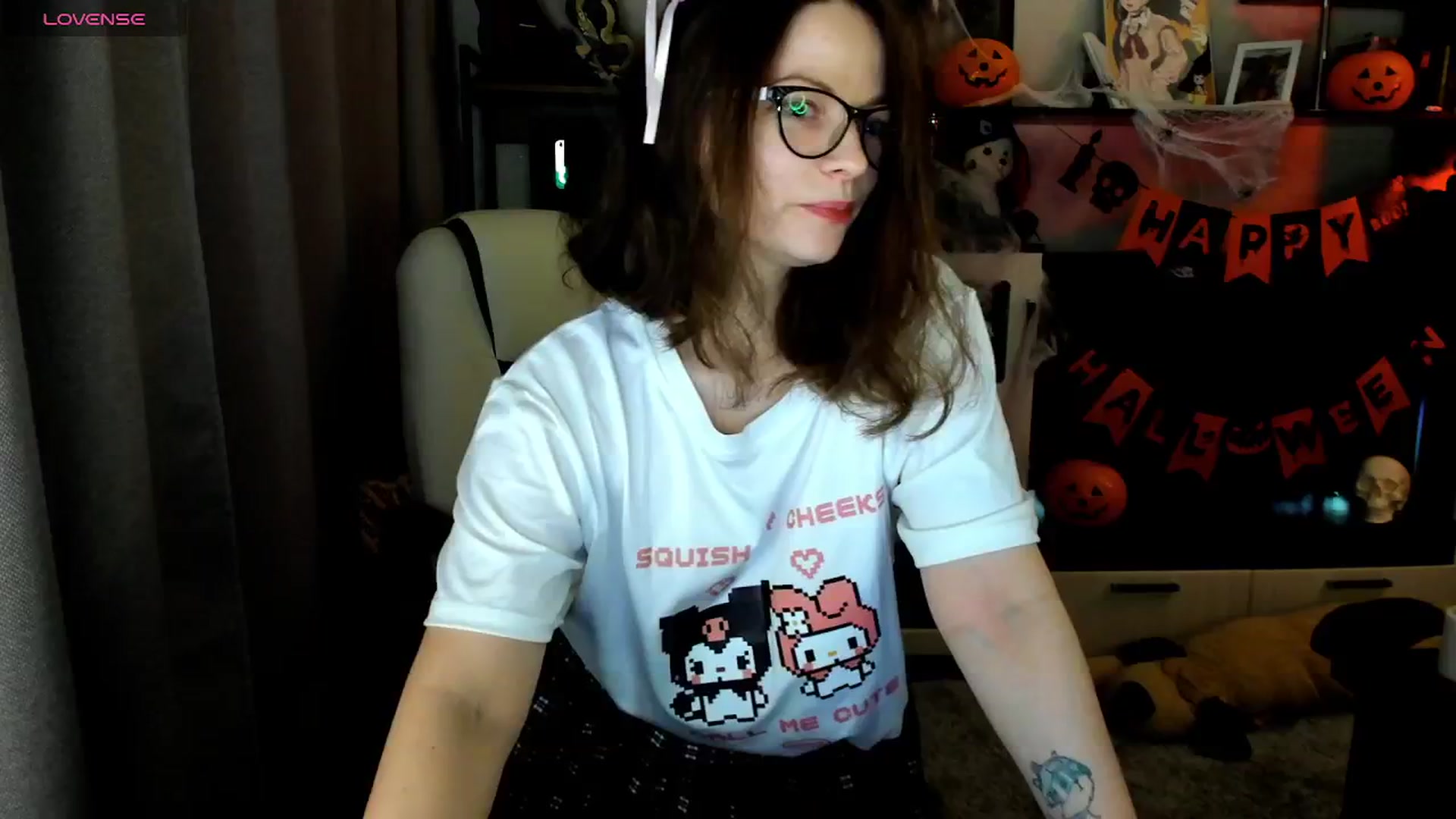 Gallery image thumbnail from MewTwo's myfreecams stream on, 10/27/2025, 24:01 image 20 of 20