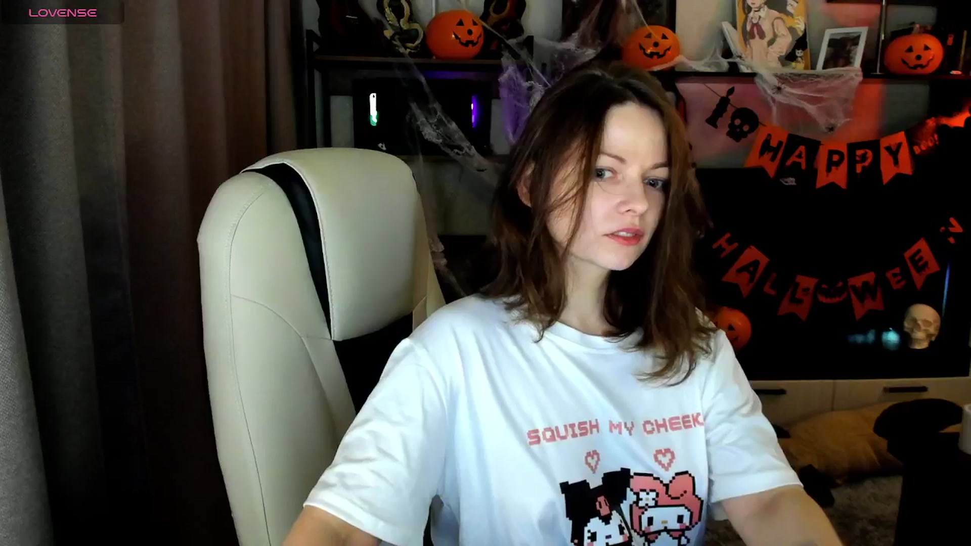 Gallery image thumbnail from MewTwo's myfreecams stream on, 10/27/2025, 24:48 image 11 of 20