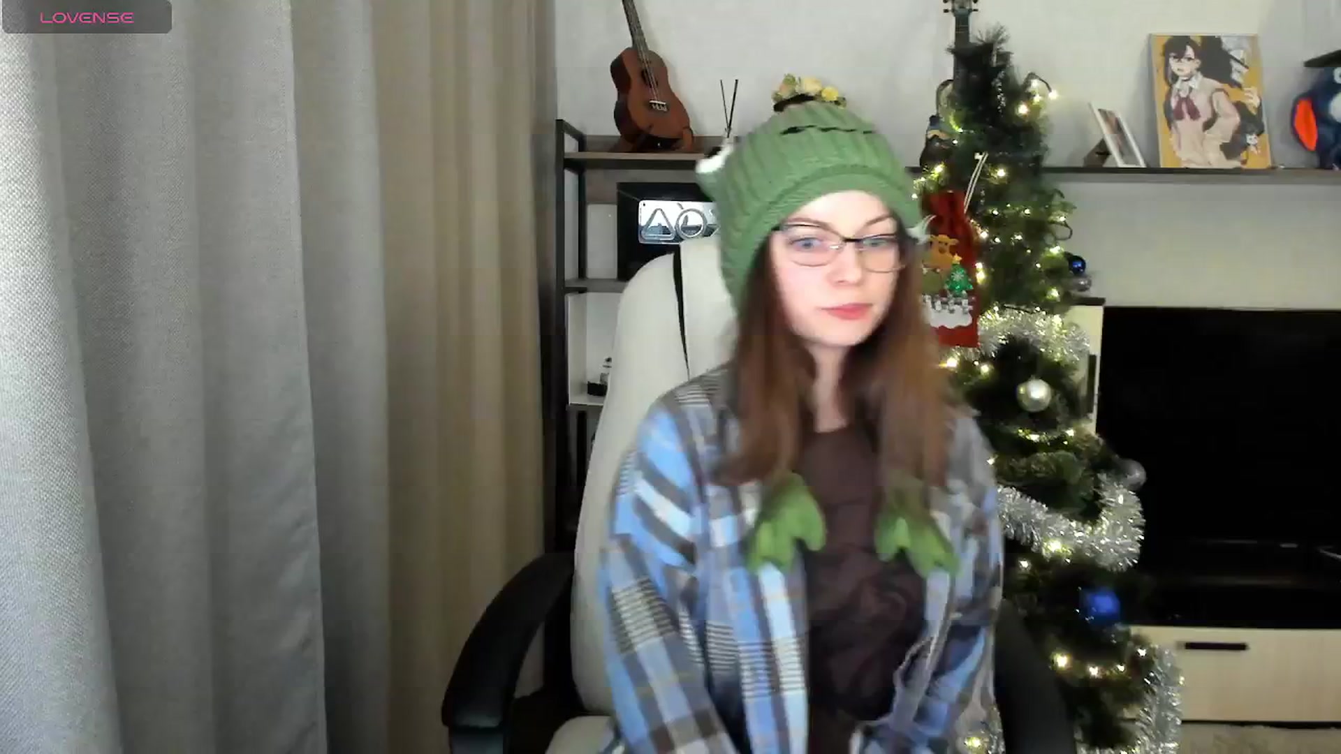Gallery image thumbnail from MewTwo's myfreecams stream on, 12/25/2025, 01:20 image 11 of 20