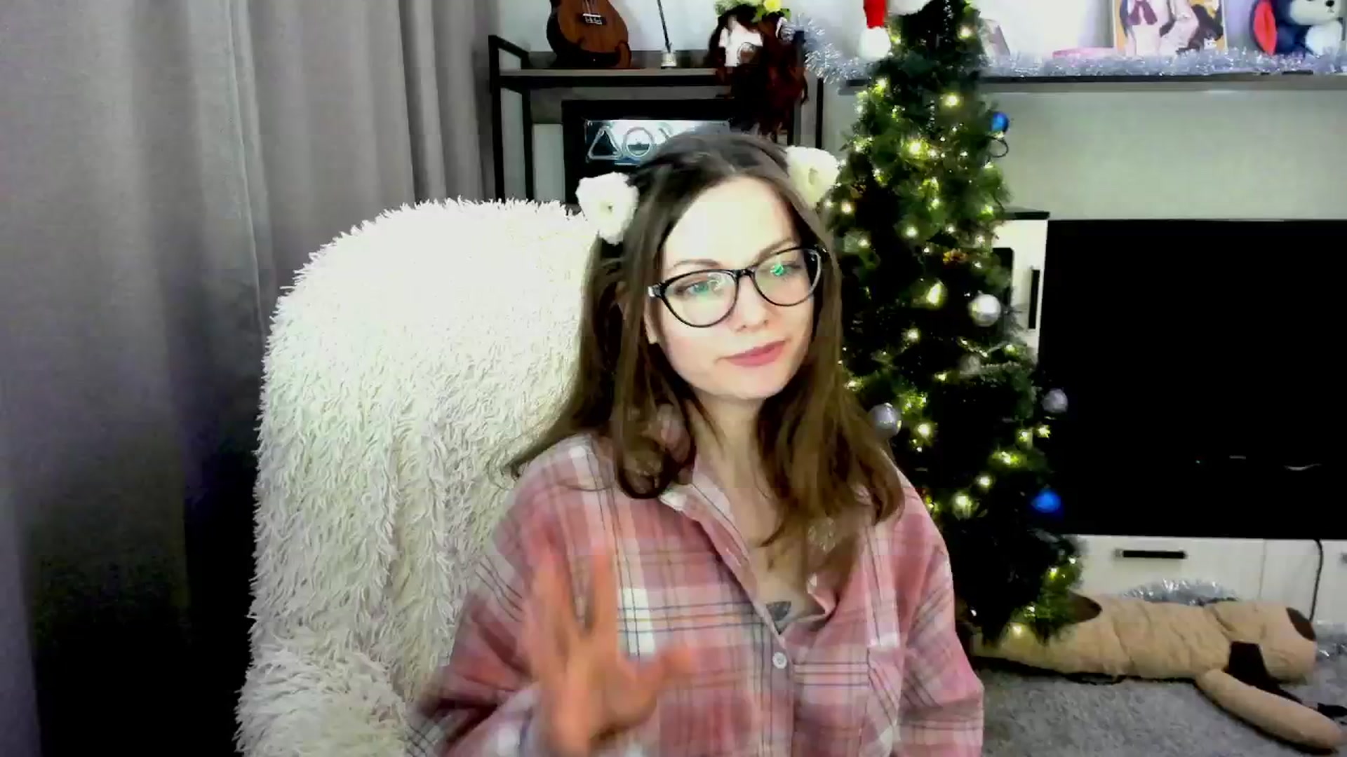 Gallery image thumbnail from MewTwo's myfreecams stream on, 02/03/2026, 21:54 image 8 of 20