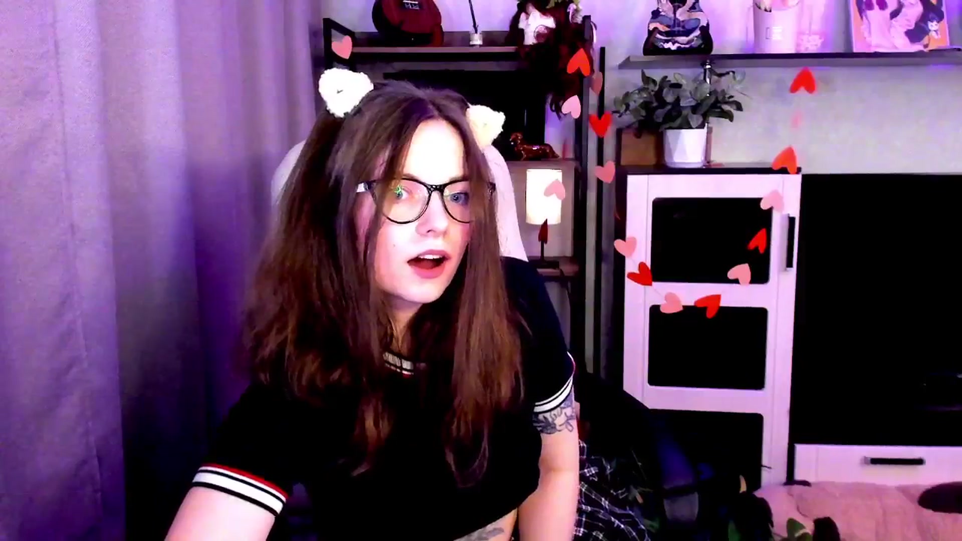 Gallery image thumbnail from MewTwo's myfreecams stream on, 02/24/2026, 20:10 image 19 of 20