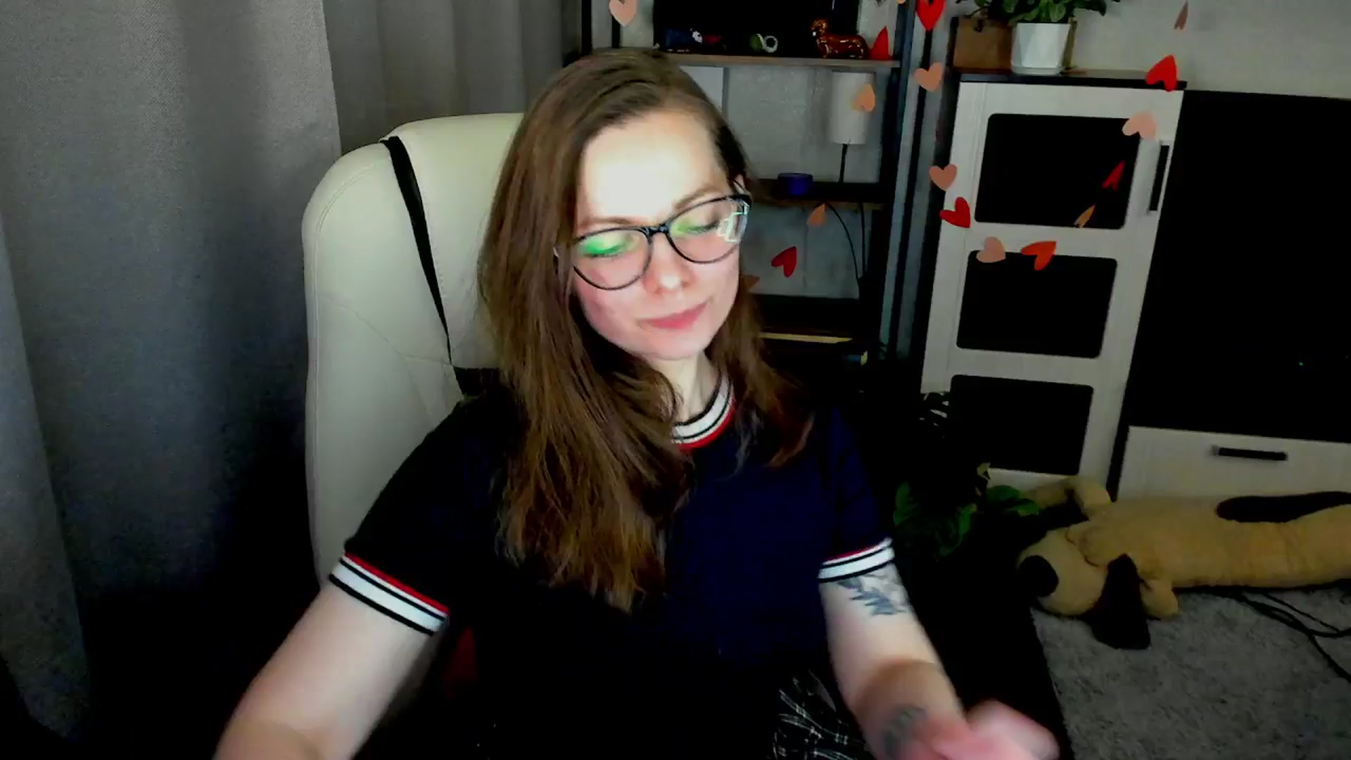 Gallery image thumbnail from MewTwo's myfreecams stream on, 03/10/2026, 23:49 image 18 of 20