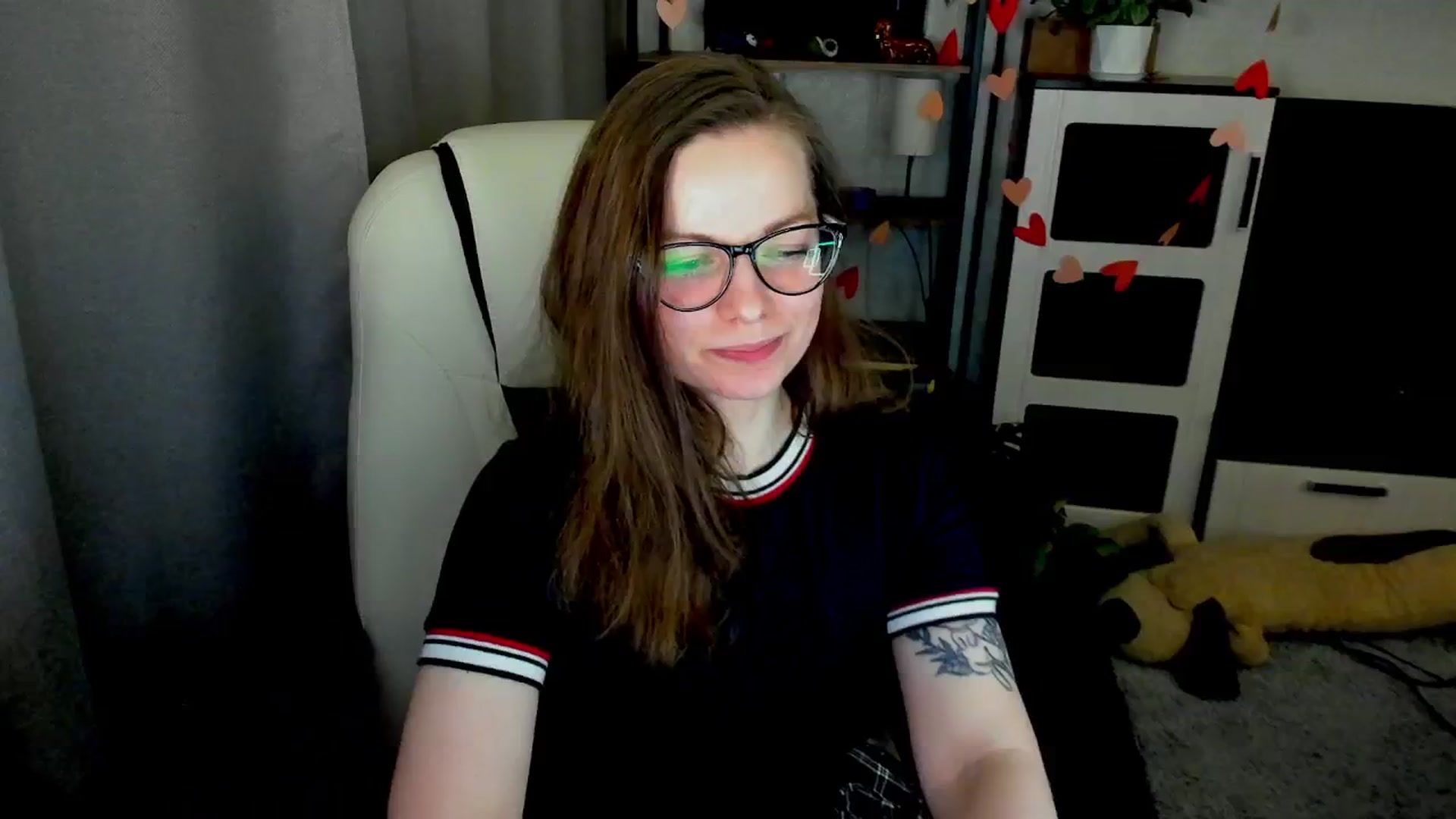 Gallery image thumbnail from MewTwo's myfreecams stream on, 03/10/2026, 23:49 image 17 of 20