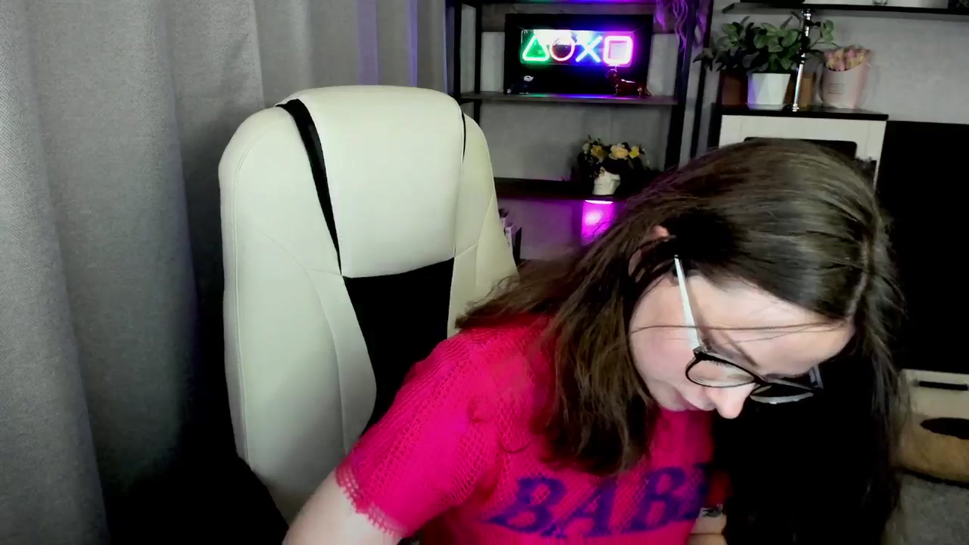Gallery image thumbnail from MewTwo's myfreecams stream on, 04/02/2026, 14:35 image 15 of 20